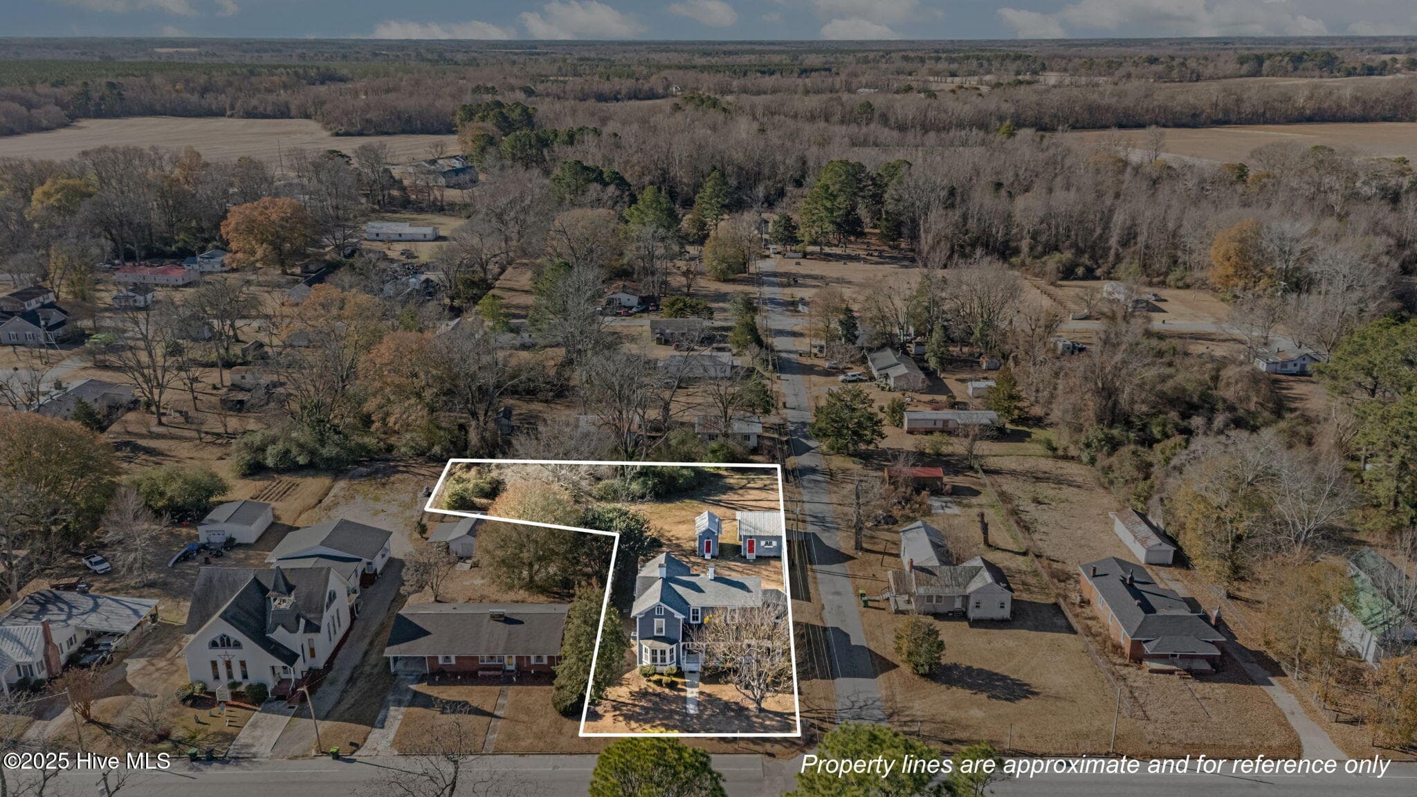 aerial view with property outlined - 308 N Front Street, Hamilton, NC 27840