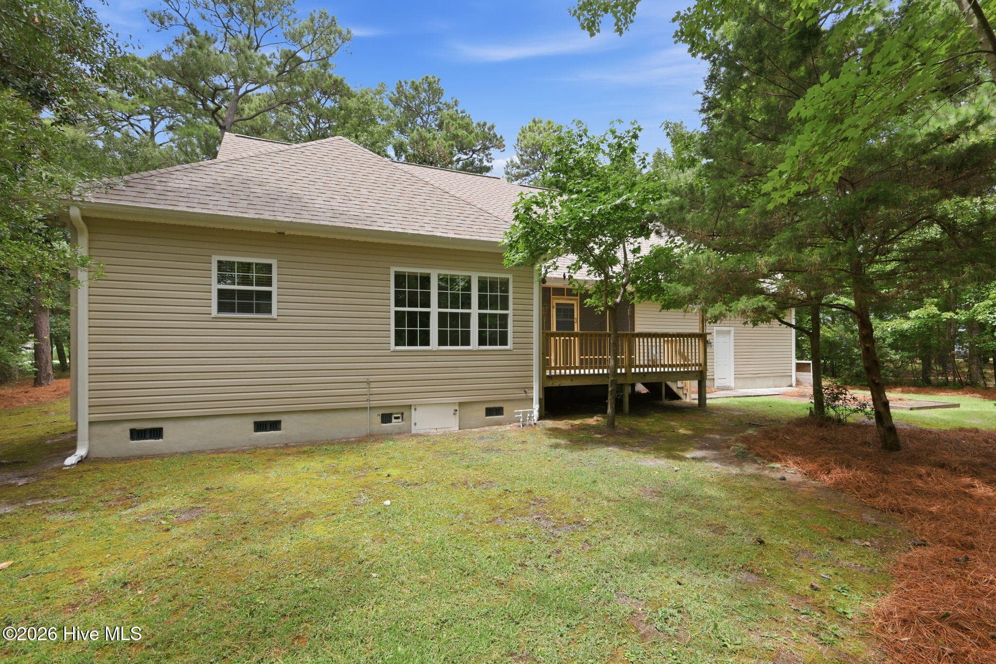Single Family Residence at 311 Winding Woods Way, Beaufort, NC 28516, photo 8 of 66