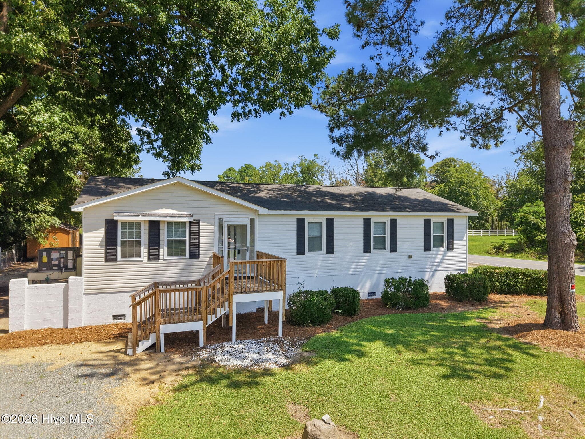 Single Family Residence at 17 Old Fort Shores Road, Chocowinity, NC 27817, photo 2 of 46
