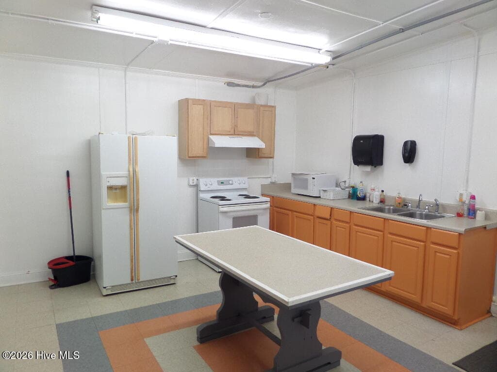 Business at 3865 S Main Street, Farmville, NC 27828, photo 31 of 57