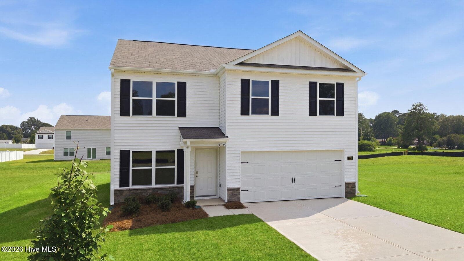 Single Family Residence at 118 Claude Street, La Grange, NC 28551, photo 4 of 38