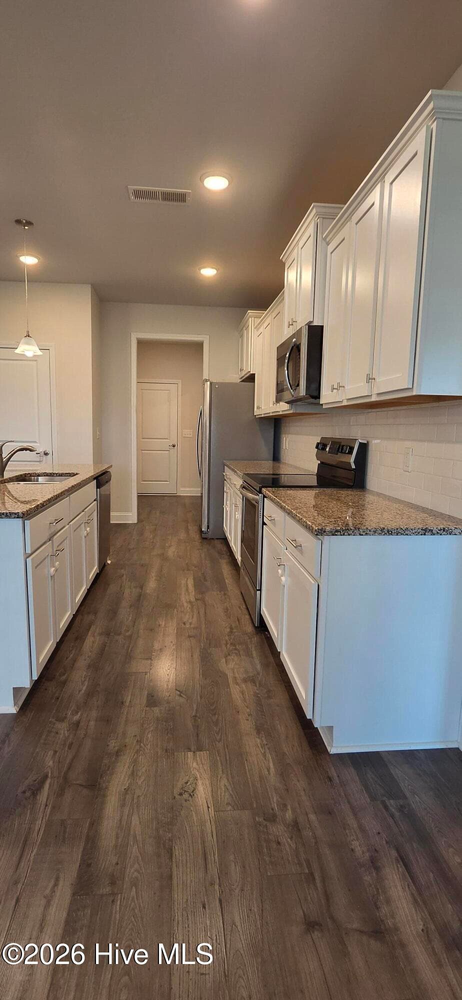 Single Family Residence at 2708 Chalet Circle, Winterville, NC 28590, photo 15 of 73