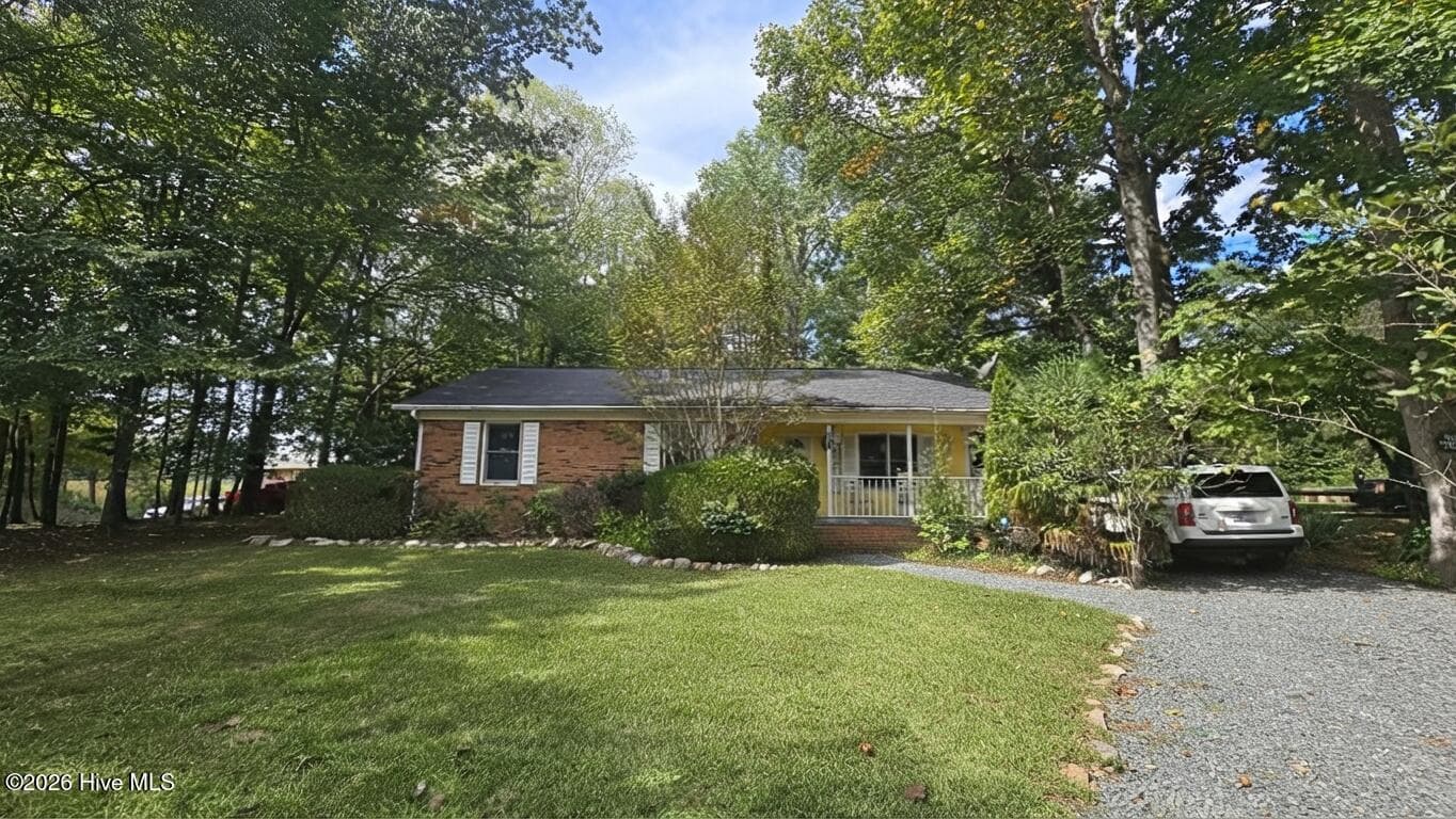 Single Family Residence at 904 Sanlee Drive, Monroe, NC 28110, photo 2 of 14
