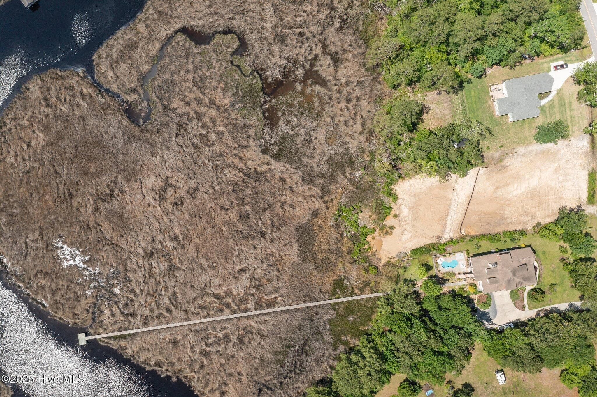 240 White Oak Bluff Road, Stella, NC 28582