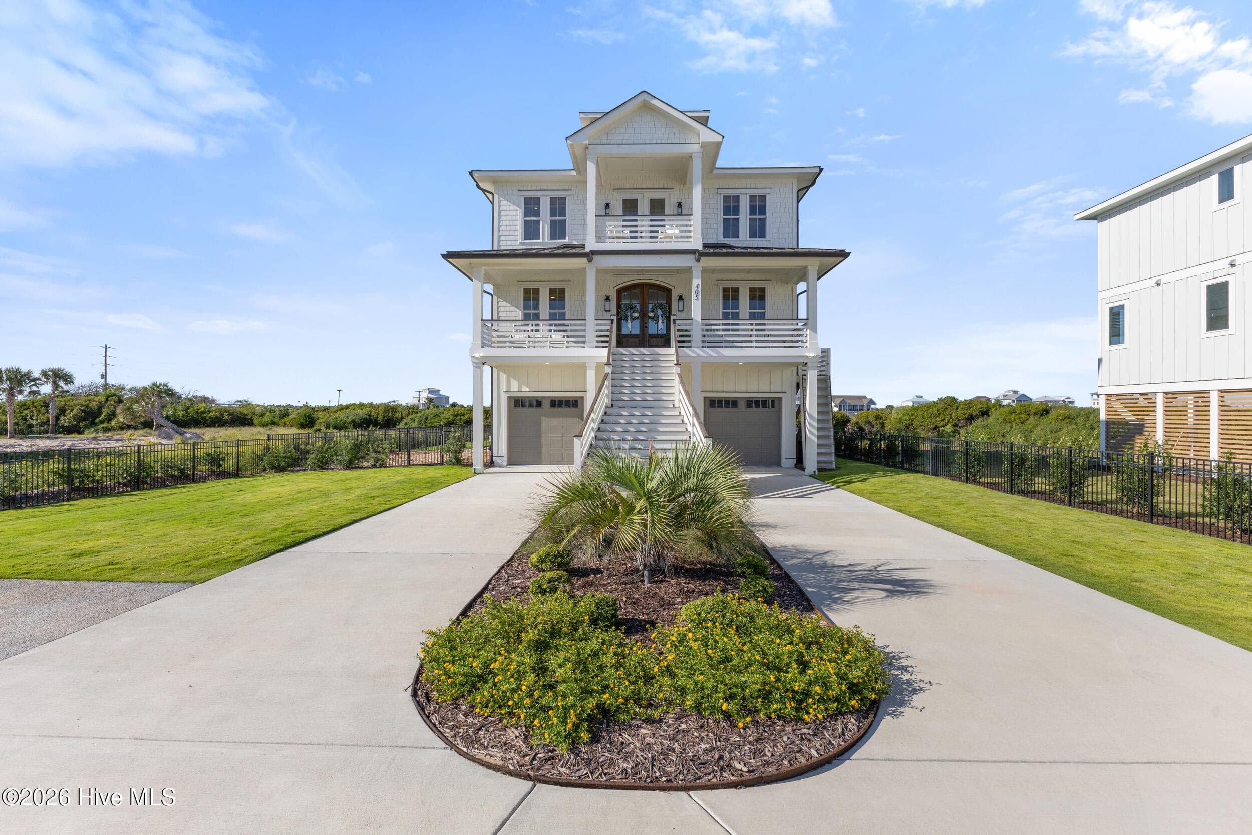 Single Family Residence at 405 New River Inlet Road, North Topsail Beach, NC 28460, photo 9 of 96