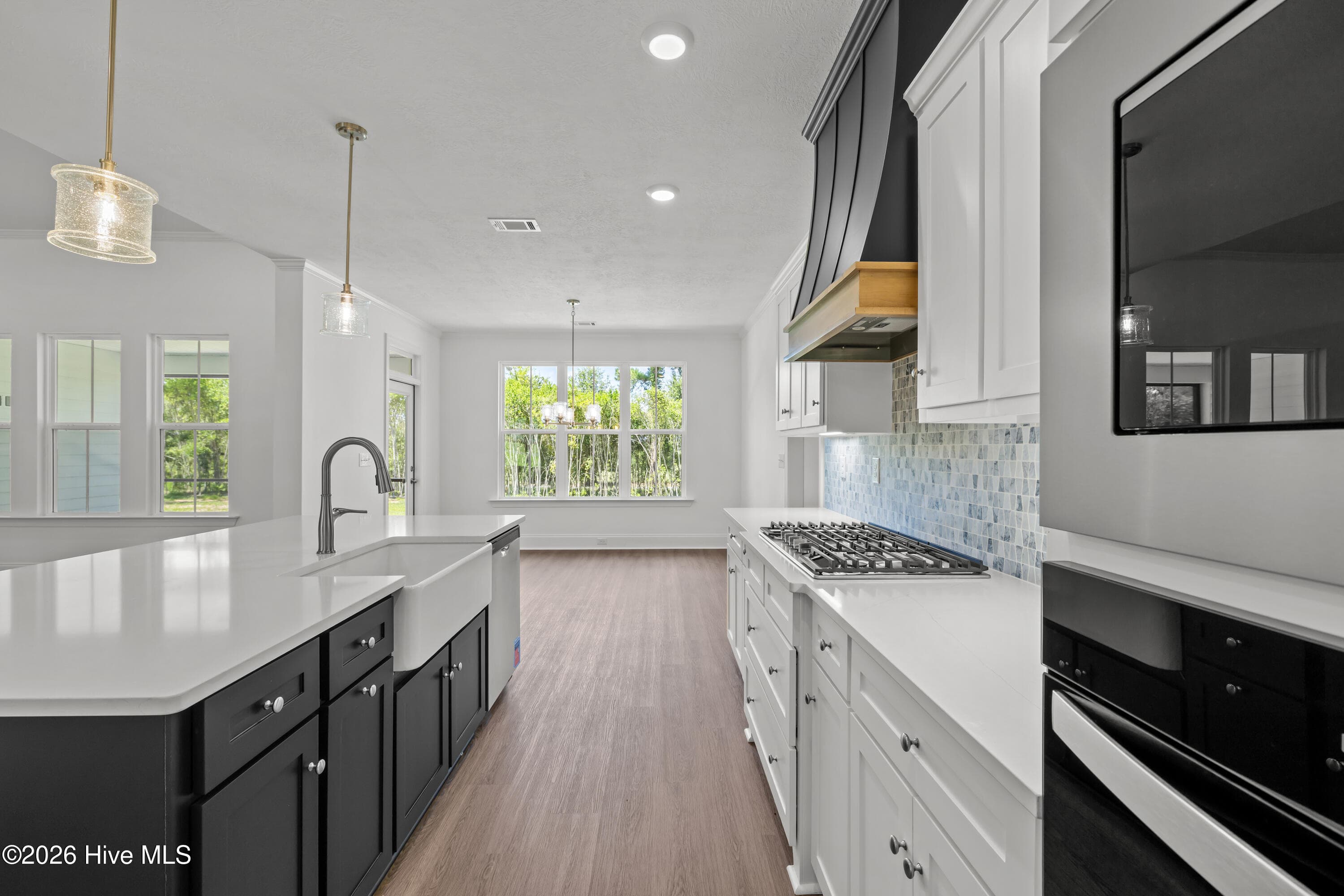 Farmhouse sink - 1550 Bellingham Drive, Beech Island, SC 29842