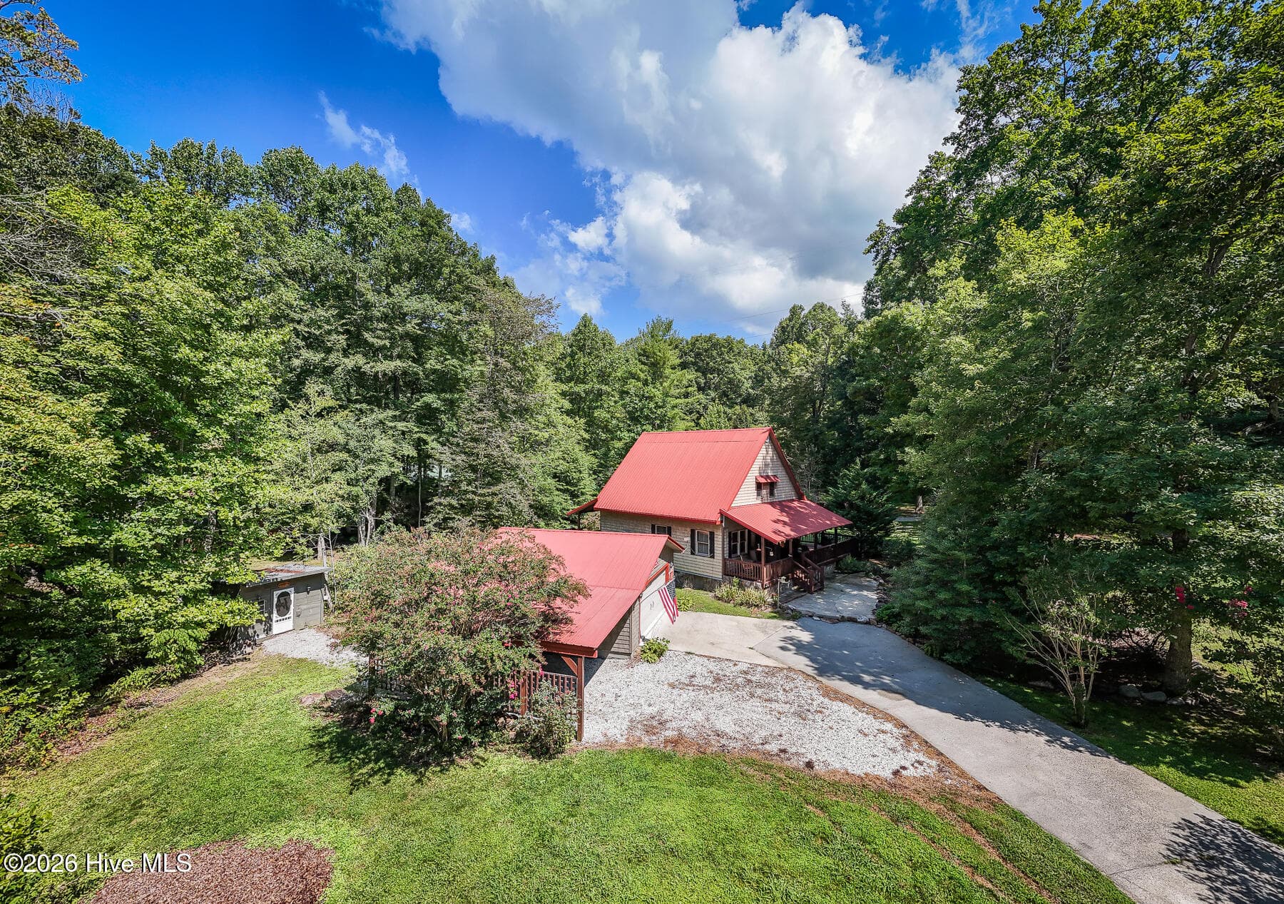 Single Family Residence at 49 Dusty Hollow, Robbinsville, NC 28771, photo 5 of 82