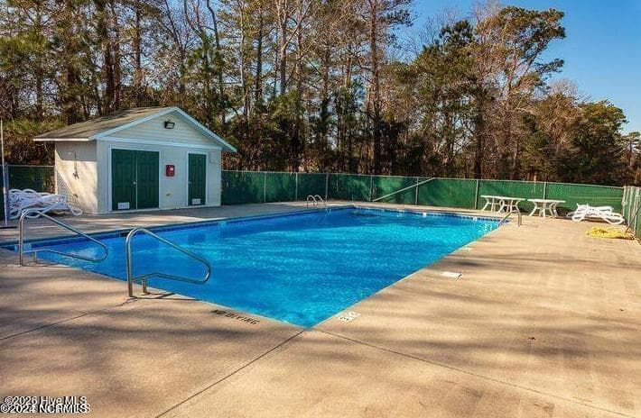 Single Family Residence at 2127 Royal Pines Drive, New Bern, NC 28560, photo 17 of 17