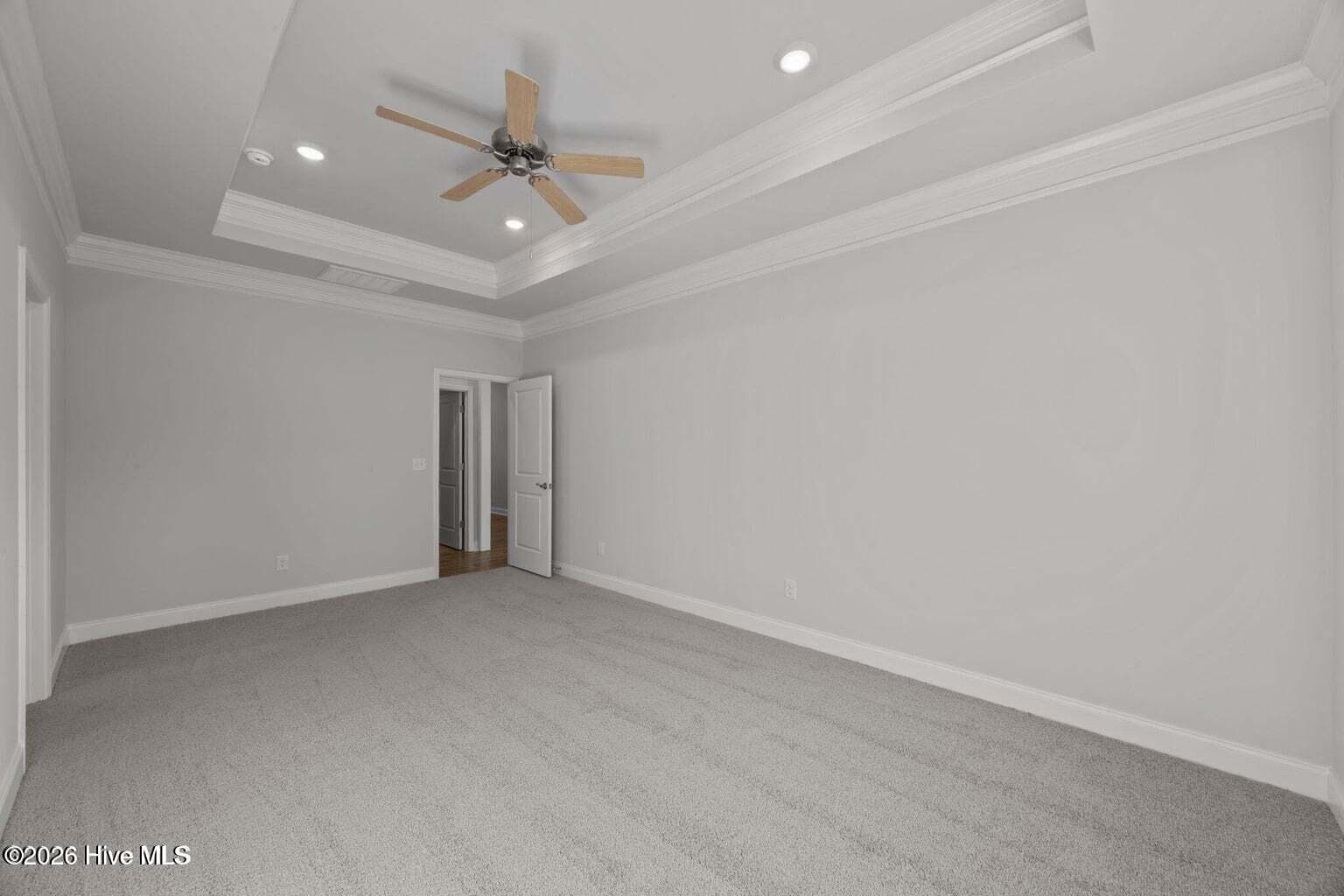 811 Pelican Drive, New Bern, NC 28560