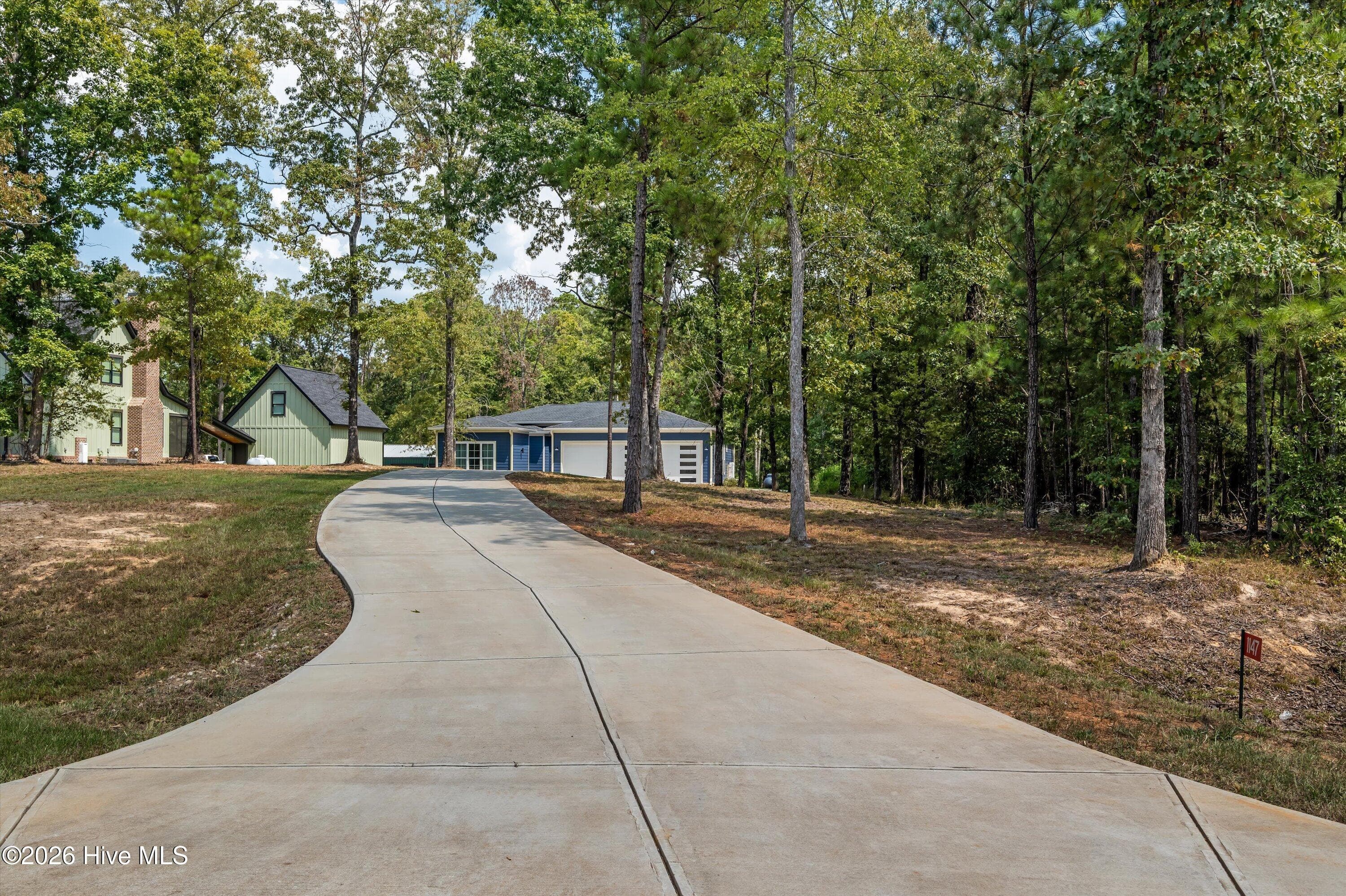 Single Family Residence at 1147 Folly Run Drive, Lincolnton, GA 30817, photo 4 of 71