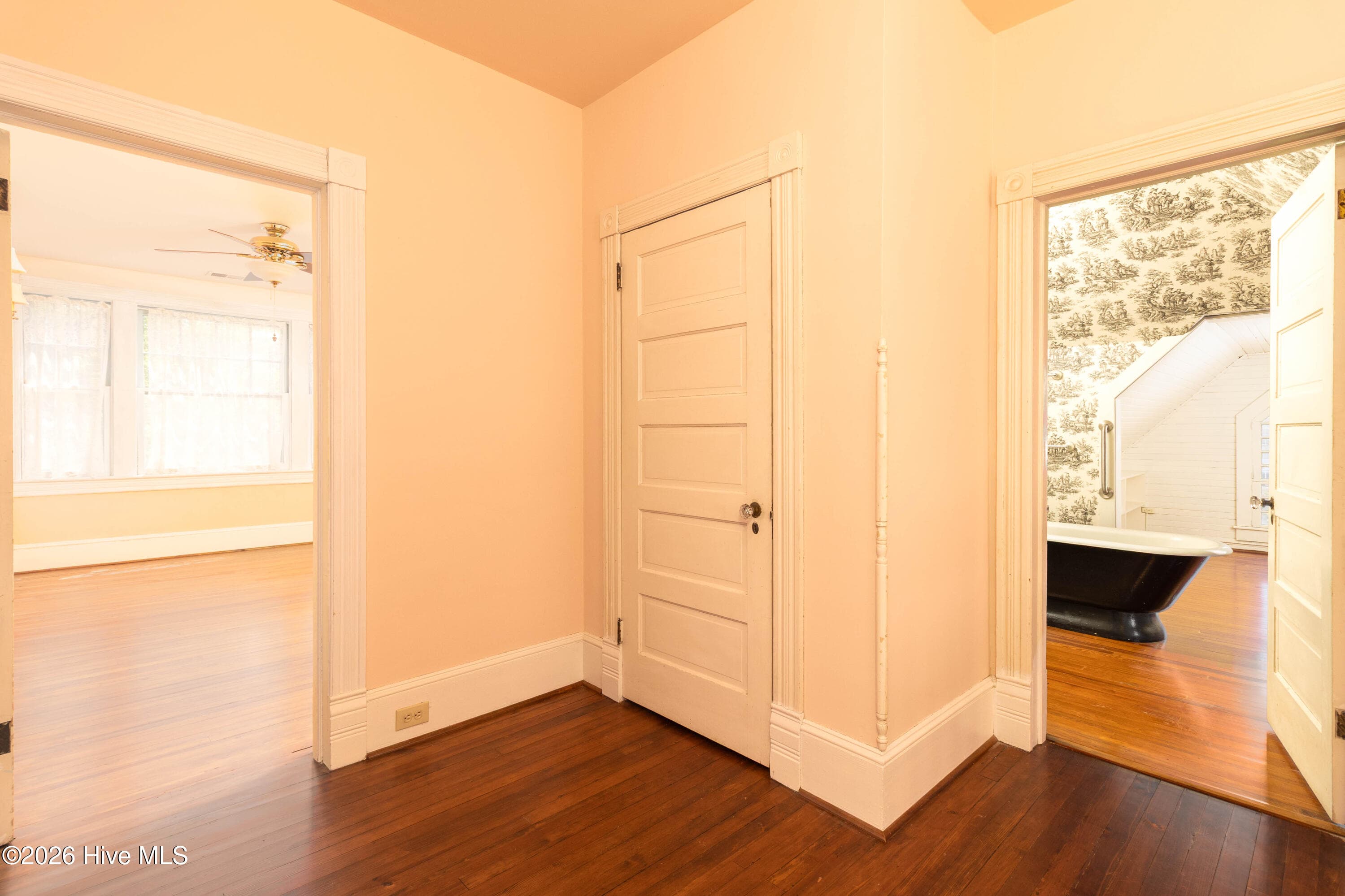 Top of stairs - 105 N Granville Street, Edenton, NC 27932