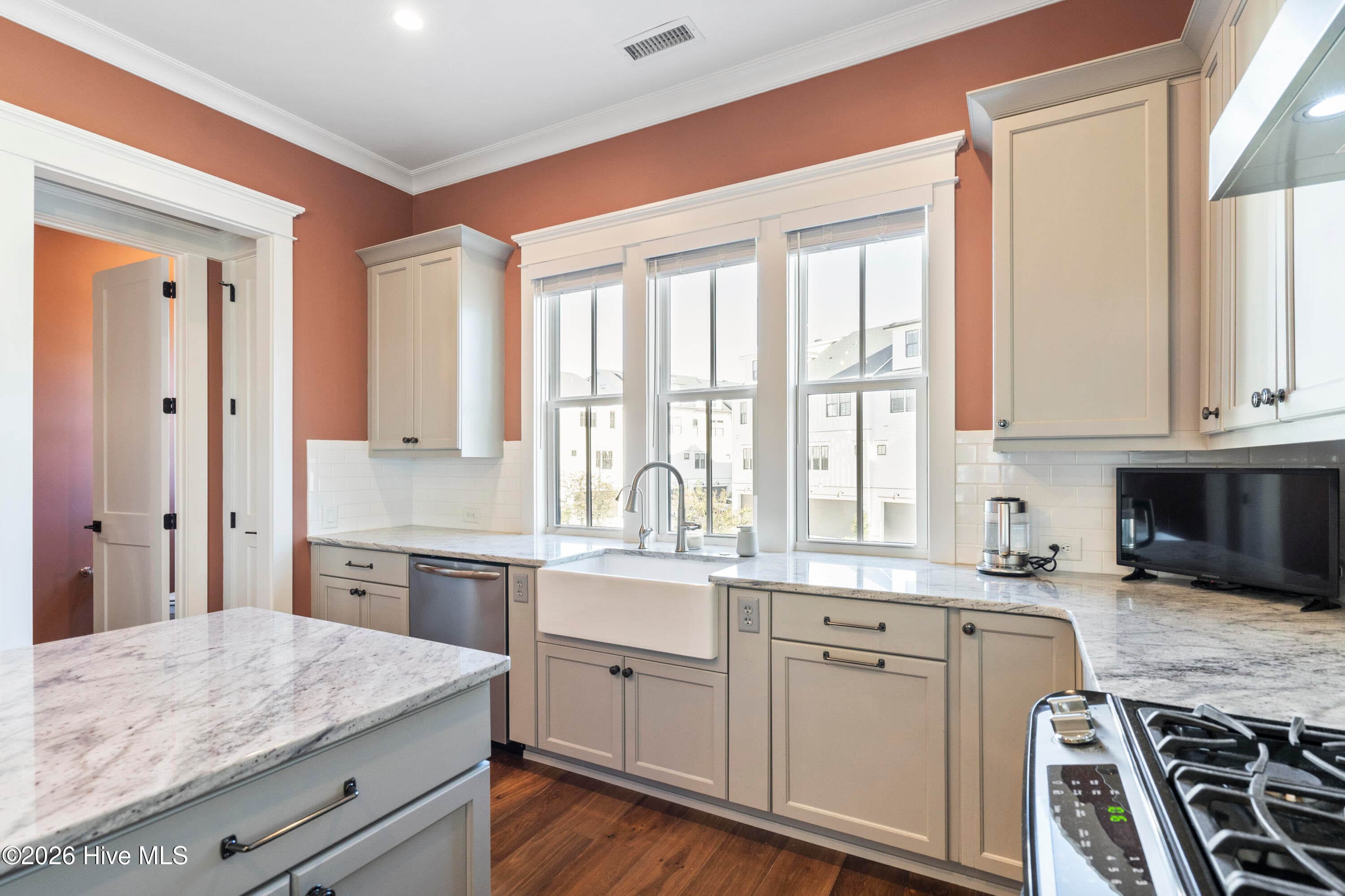 Townhouse at 13 Hobie Run, Wilmington, NC 28412, photo 2 of 7