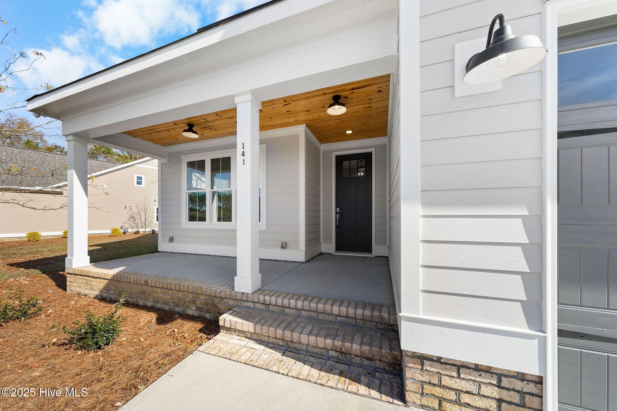 Single Family Residence at 141 Sycamore Lakes Drive, Wallace, NC 28466, photo 24 of 101