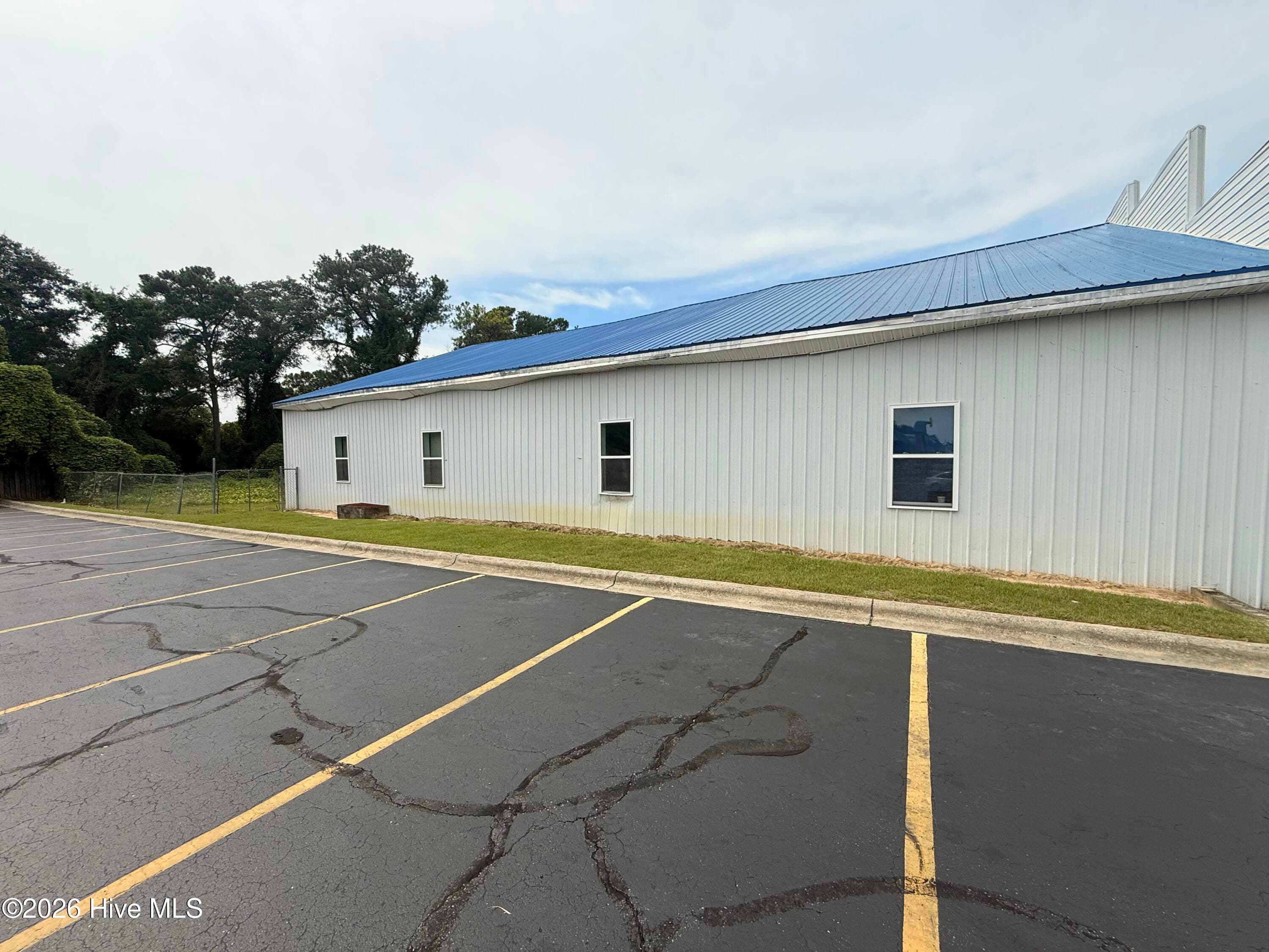 Business at 705 W Hamlet Avenue, Hamlet, NC 28345, photo 3 of 3