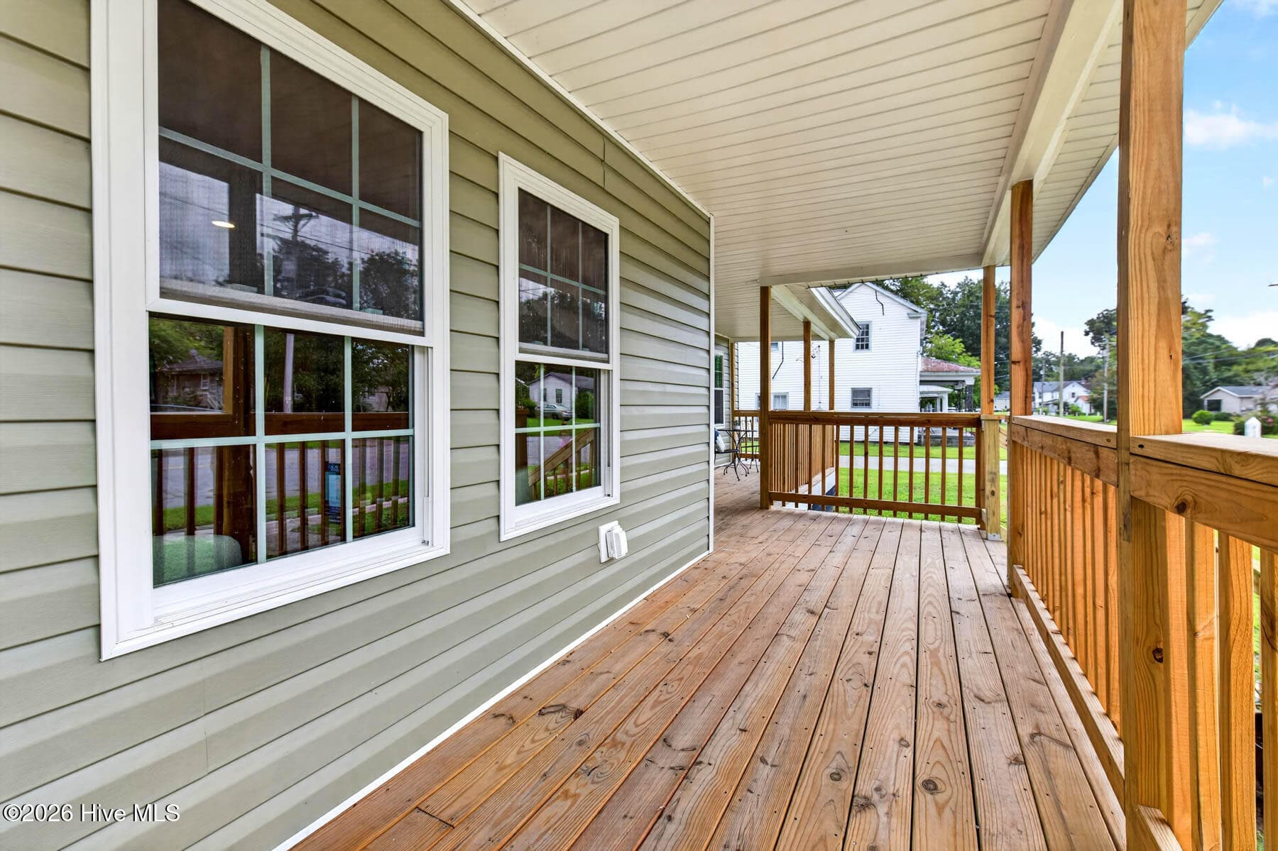 Single Family Residence at 116 E Broad Street, Elizabeth City, NC 27909, photo 6 of 6