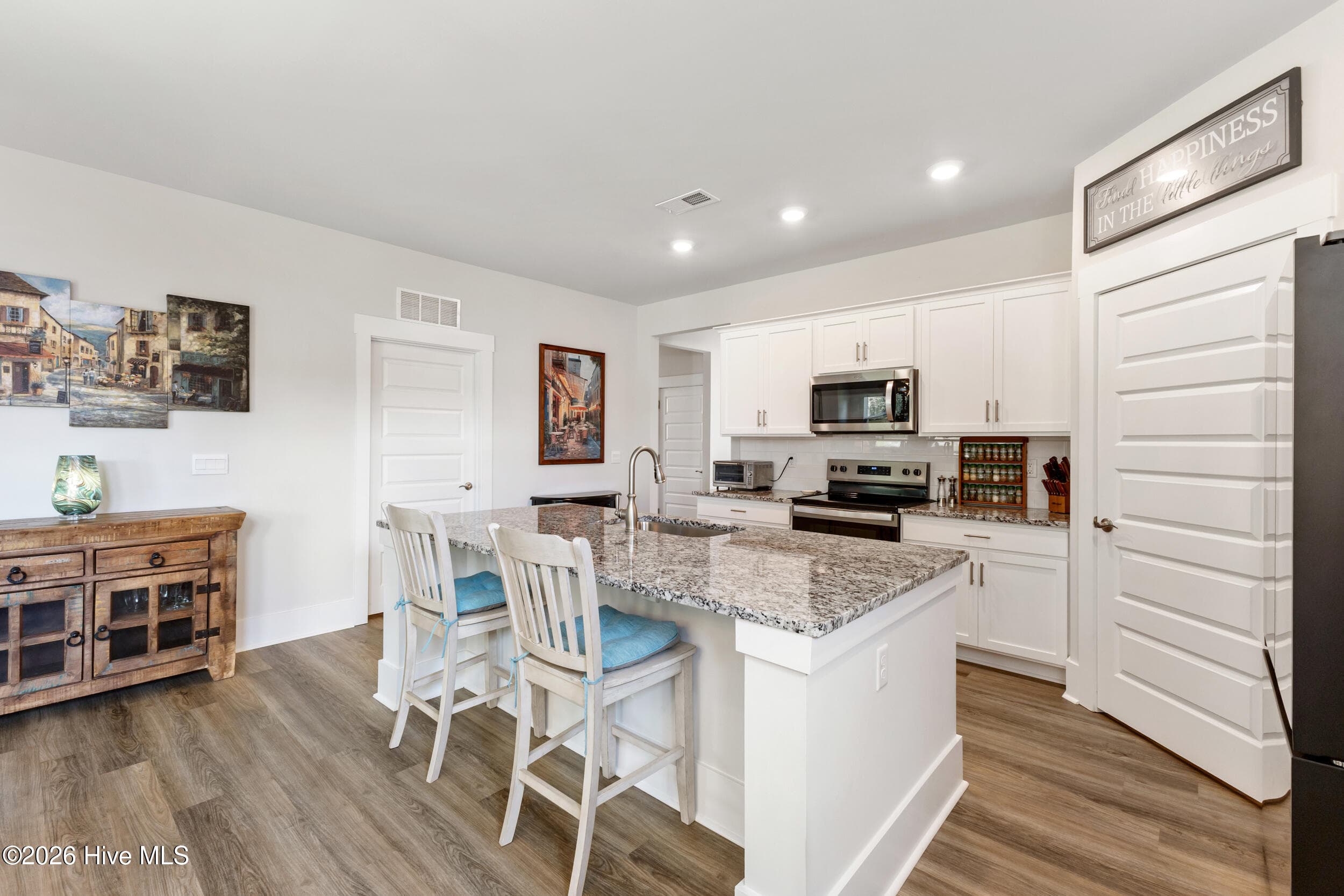 Single Family Residence at 9457 Crowded Gules Drive, Leland, NC 28451, photo 13 of 67