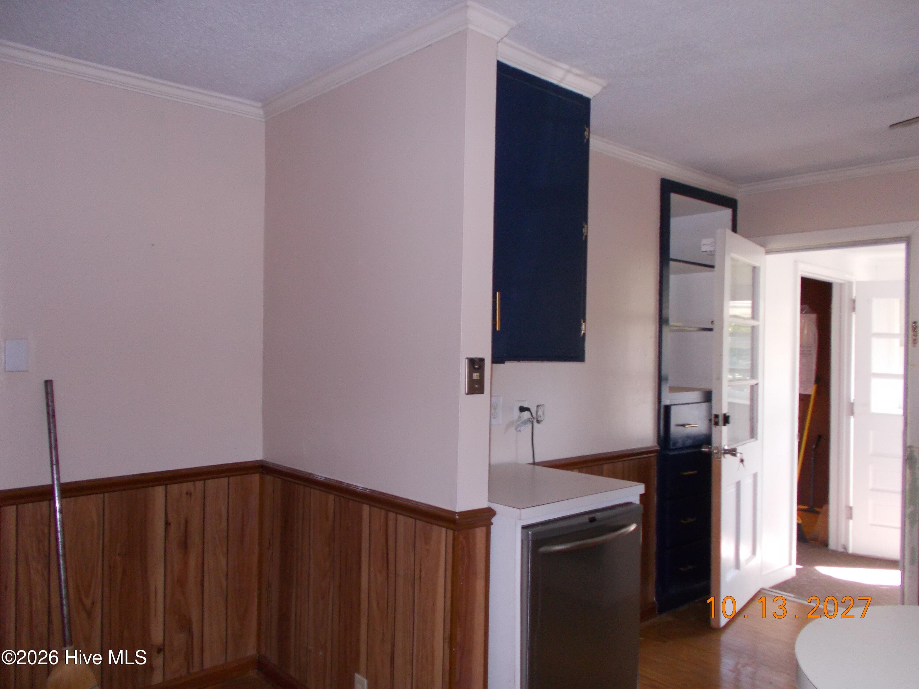 Single Family Residence at 805 Sycamore Avenue, Kinston, NC 28504, photo 7 of 9