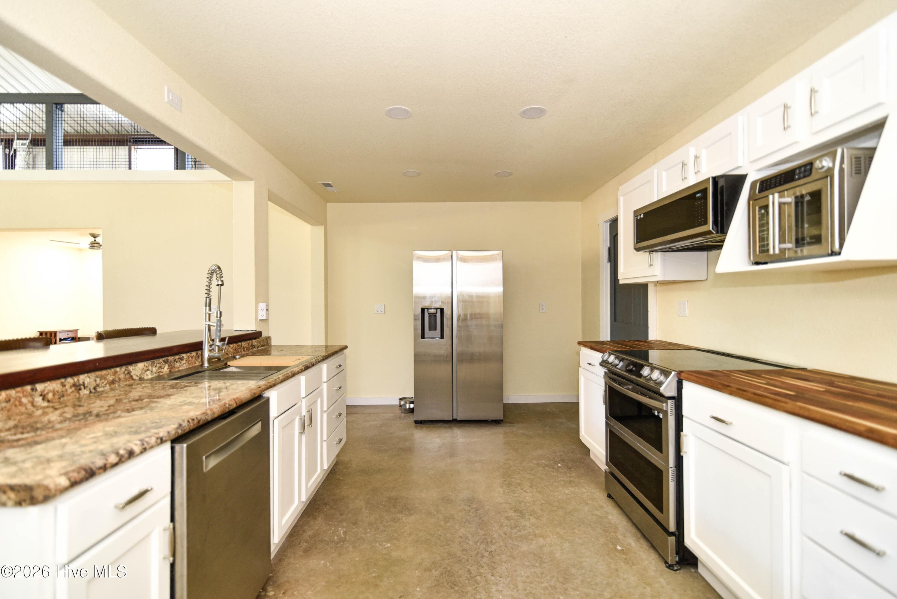 Single Family Residence at 281 Shipyard Road, Hertford, NC 27944, photo 10 of 68