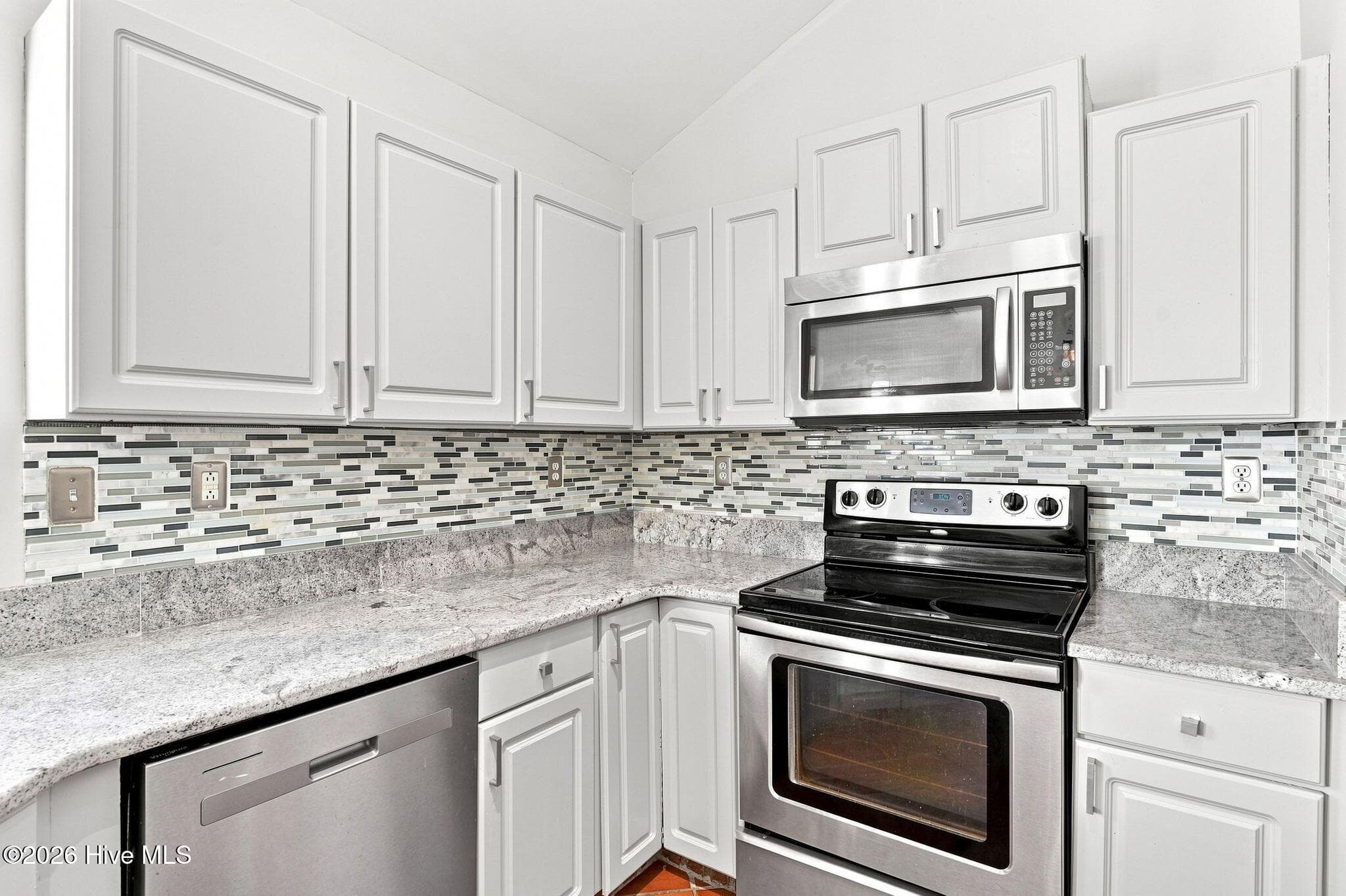 Single Family Residence at 133 Kensington Way, Aberdeen, NC 28315, photo 15 of 38