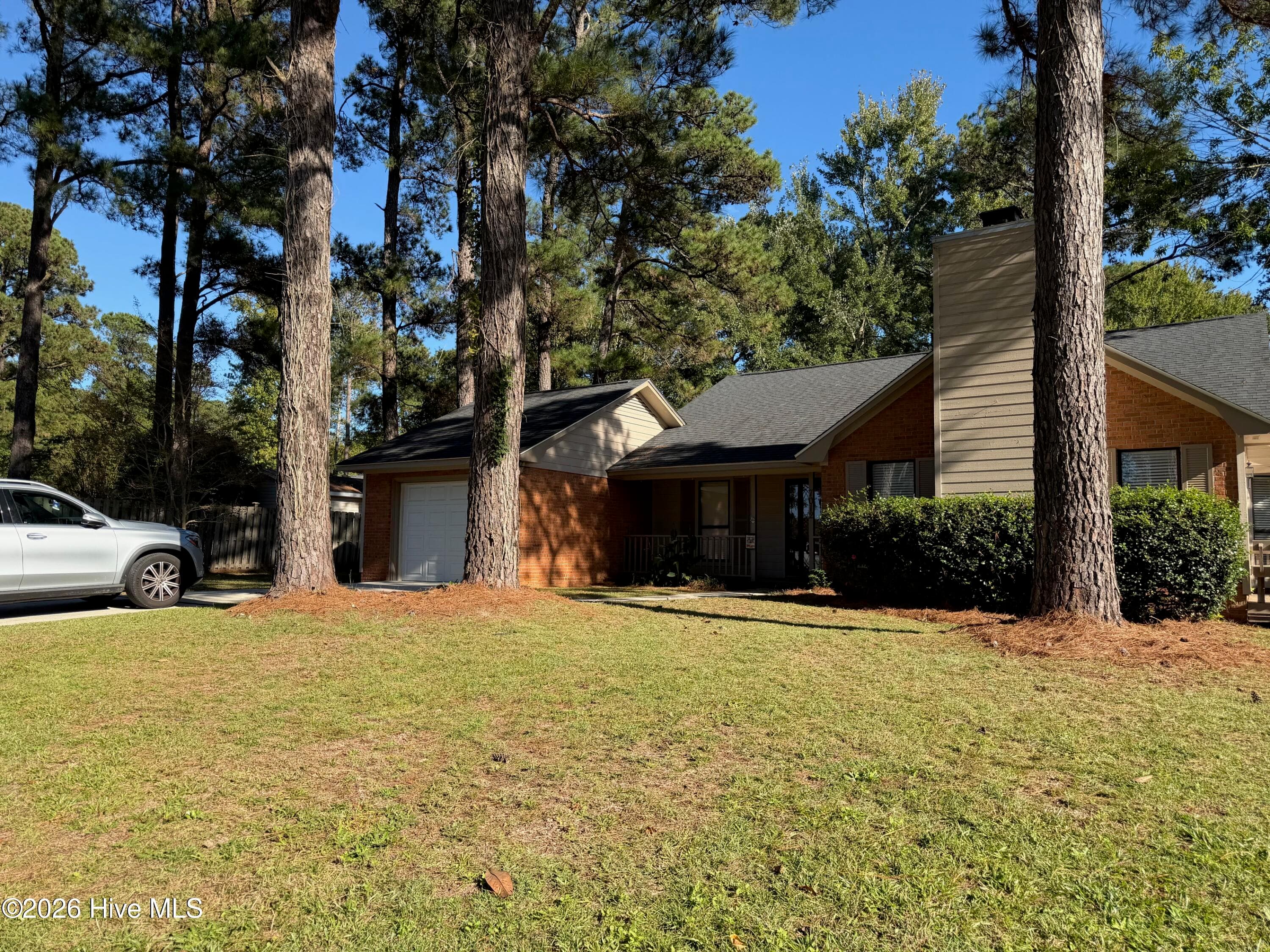 Single Family Residence at 7012 N Northbend Road, Wilmington, NC 28411, photo 4 of 35