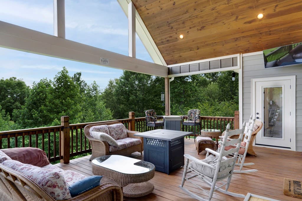 Single Family Residence at 2079 Gallatin Road, Young Harris, GA 30582, photo 12 of 38