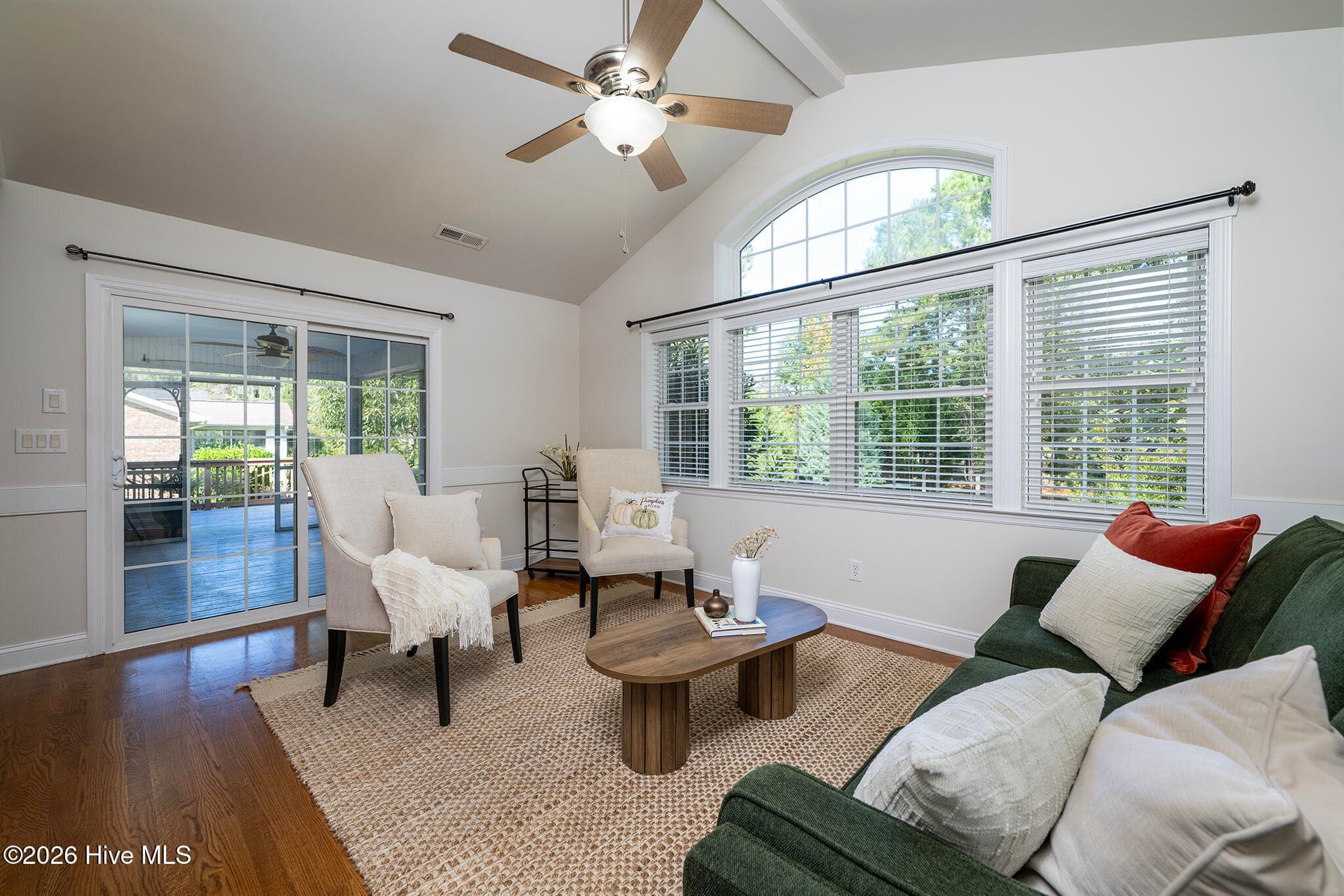 Breakfast Nook or Sunny Sitting Area Just off the Kitchen - 5505 Blackbeard Lane, New Bern, NC 28560
