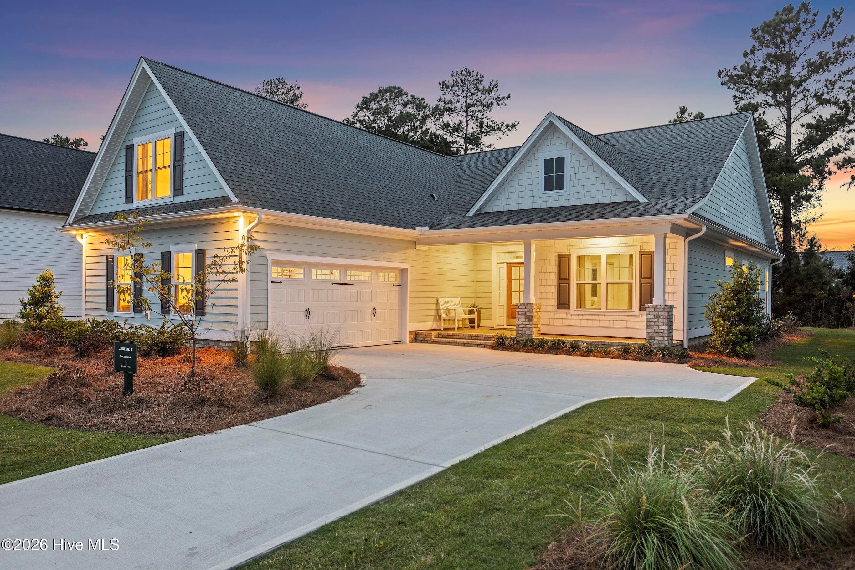 Single Family Residence at 9165 Crossbill Drive, Leland, NC 28451, photo 4 of 74
