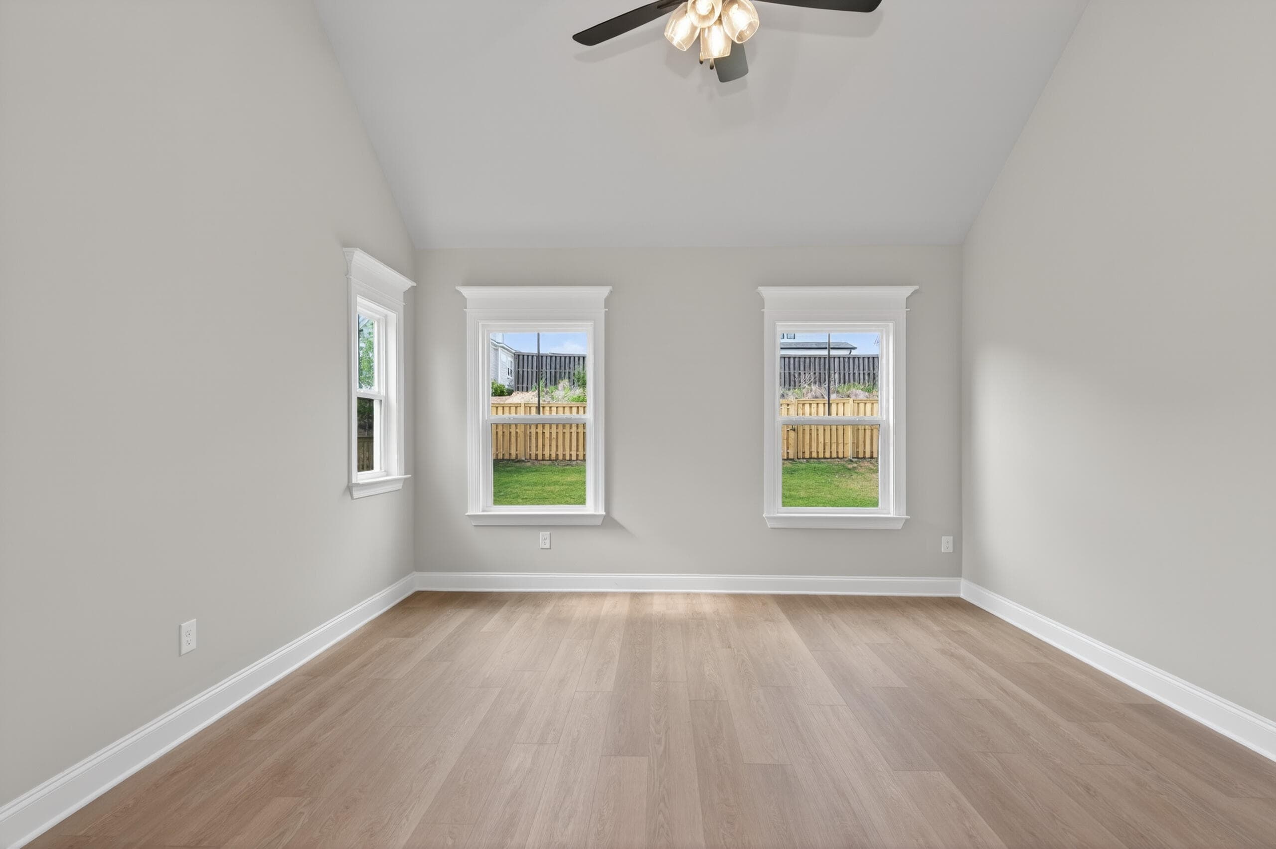 Single Family Residence at 827 Sparrow Point Ave, Evans, GA 30809, photo 14 of 41