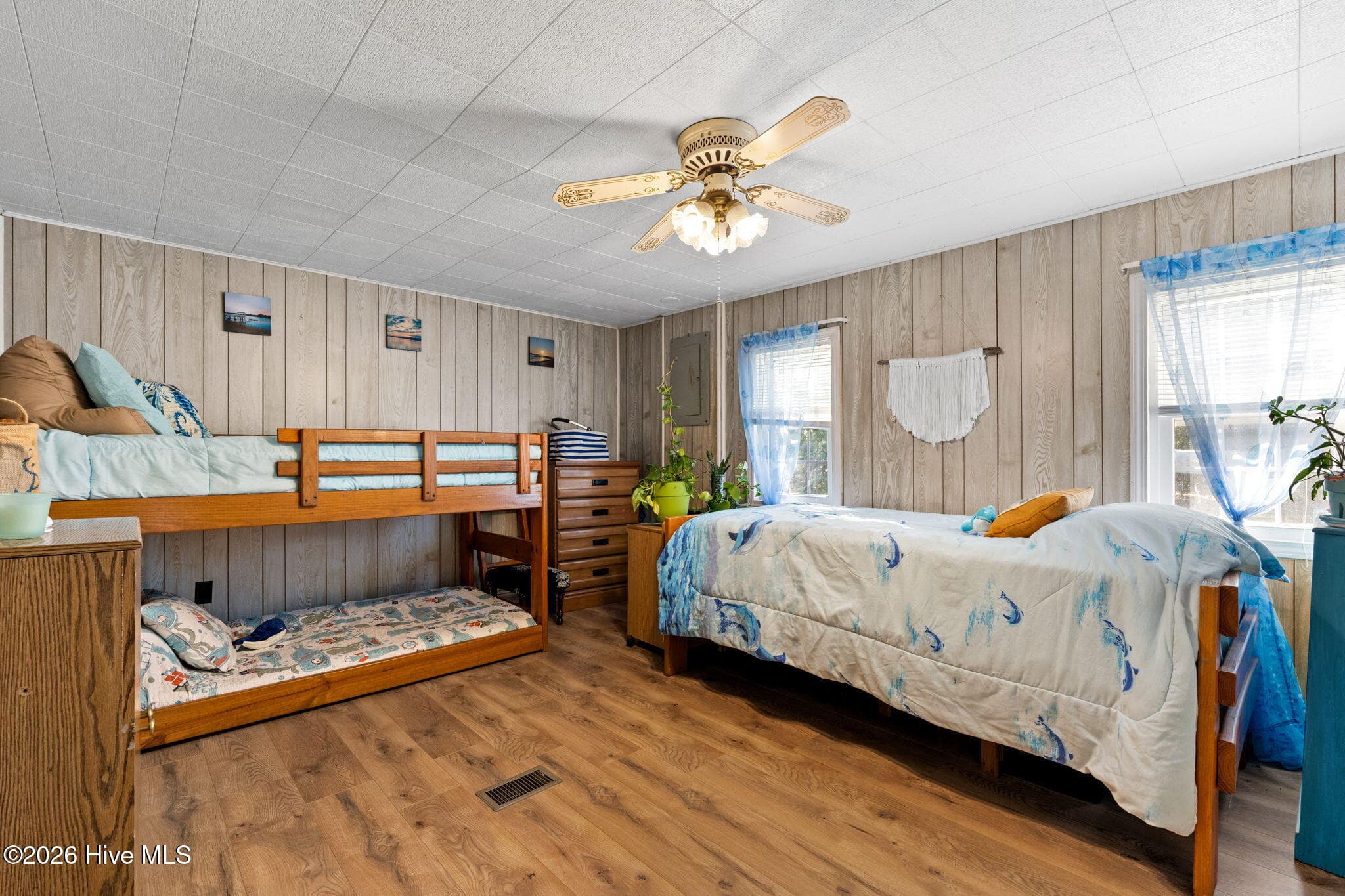 Manufactured Home at 2468 Captain Kidd Drive SW, Supply, NC 28462, photo 20 of 37