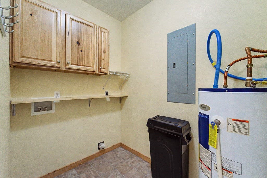 Single Family Residence at 138 Hubbell Lane, Robbinsville, NC 28771, photo 25 of 63