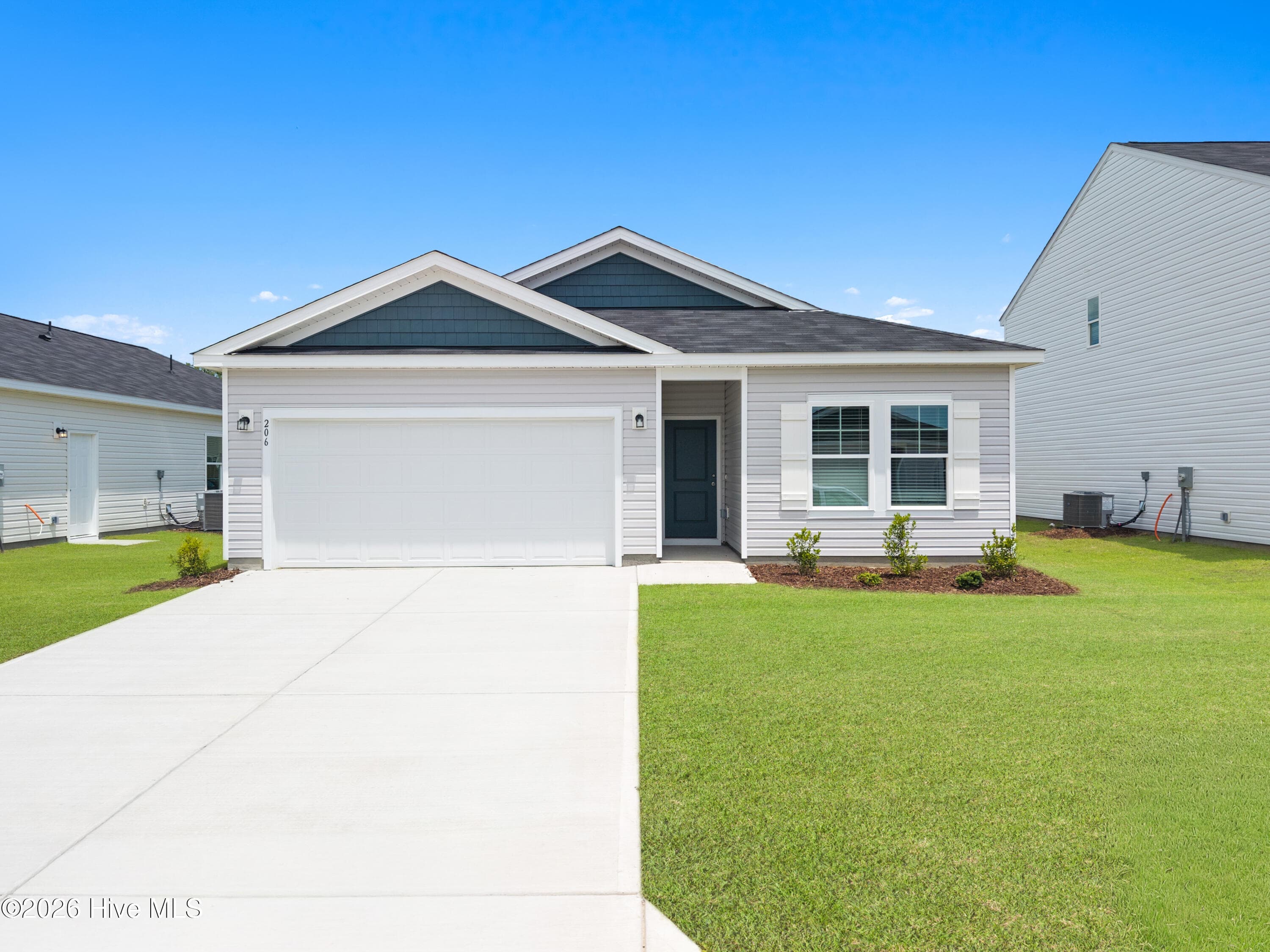 Single Family Residence at 201 Hamlet Court, Richlands, NC 28574, photo 2 of 30