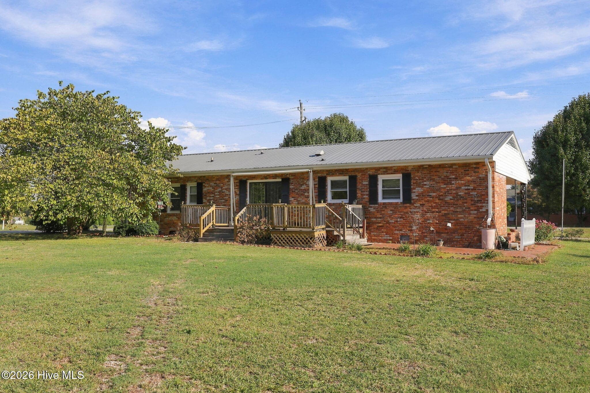 Single Family Residence at 2623 Pauls Path Road, Kinston, NC 28504, photo 8 of 45