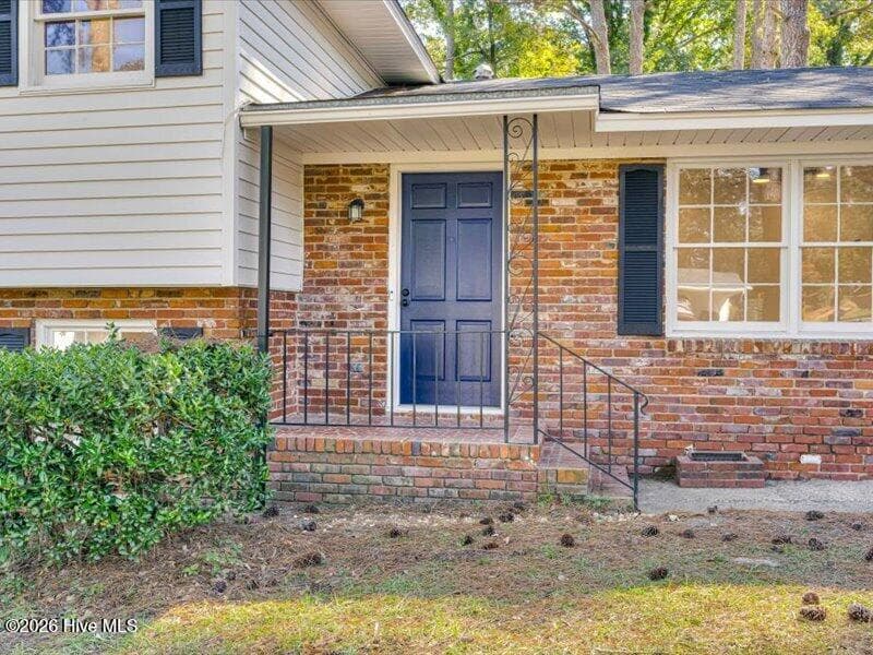 Single Family Residence at 1909 Curtis Drive, North Augusta, SC 29841, photo 4 of 93