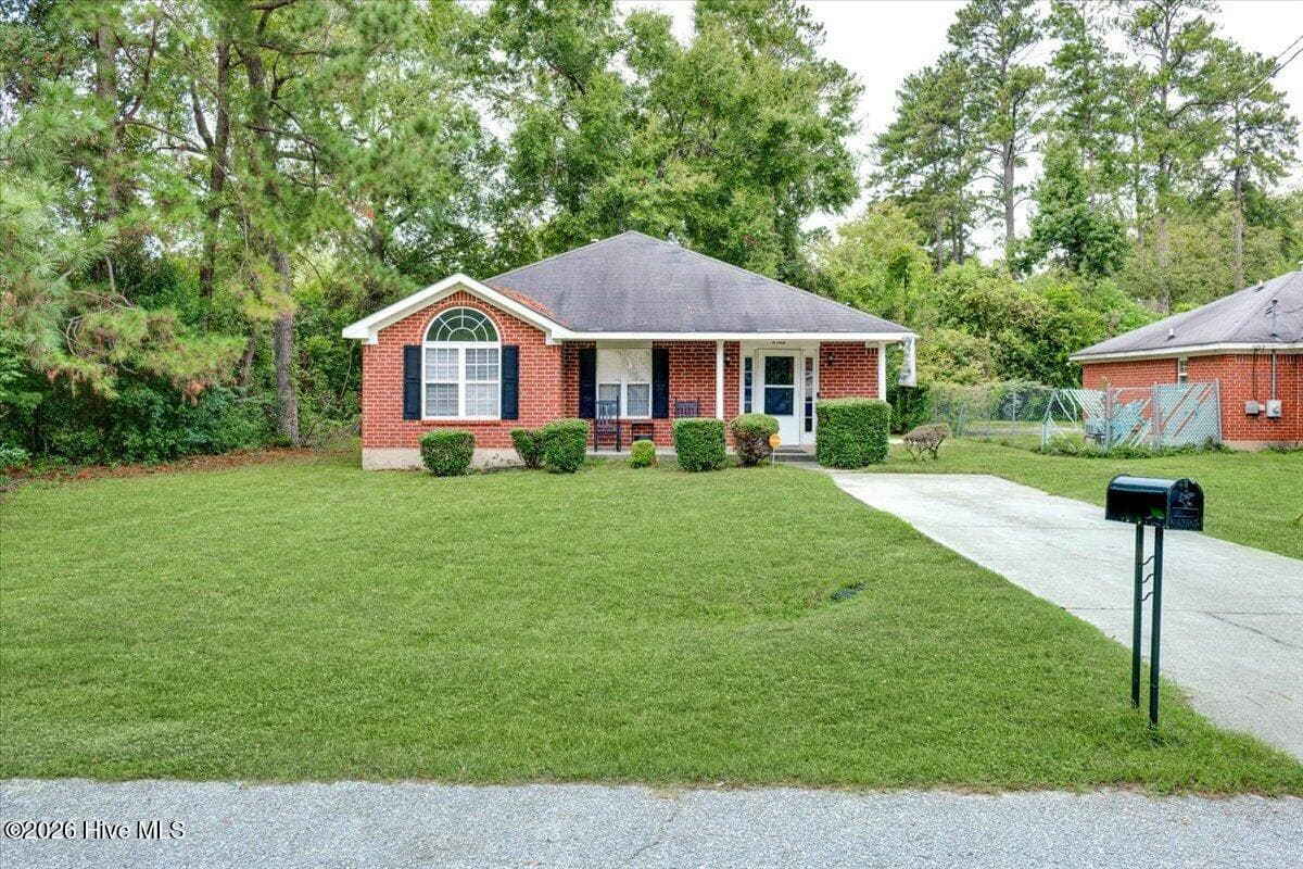 Single Family Residence at 2103 Gatewood Drive, Augusta, GA 30906, photo 2 of 30