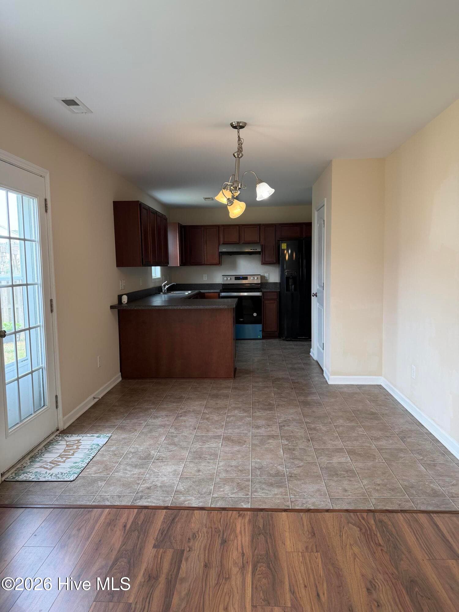 Eat in area - 1505 Soaring Spirit Drive, Wilmington, NC 28409