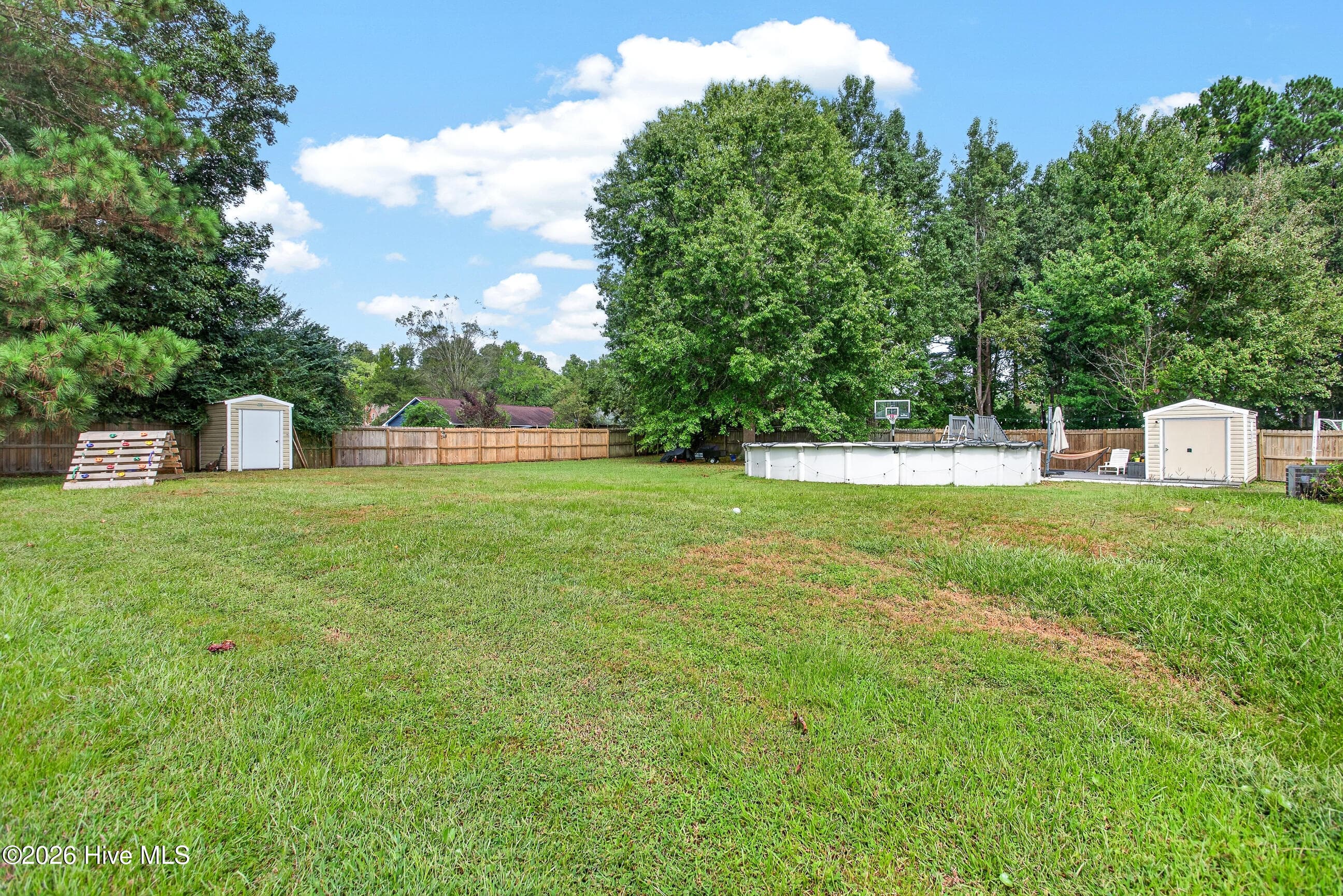 Single Family Residence at 106 Quartz Drive, Jacksonville, NC 28540, photo 34 of 39