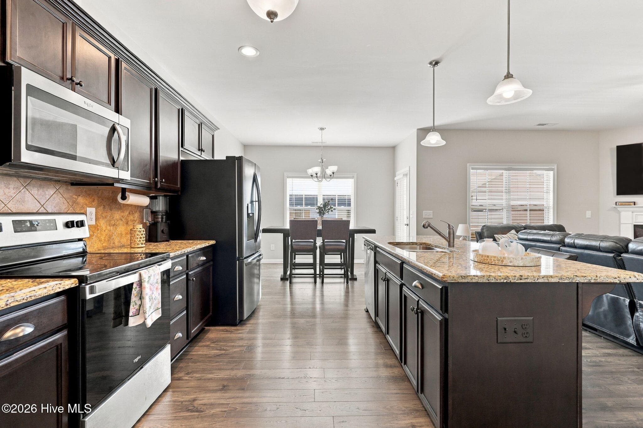 Single Family Residence at 613 Knoll Circle, Greenville, NC 27858, photo 11 of 52