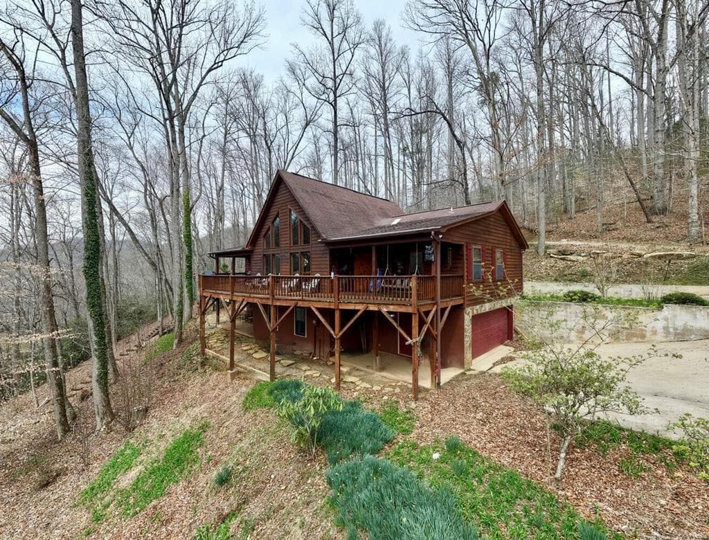Residential at 575 Carolina Springs Lane, Franklin, NC 28734, photo 2 of 68