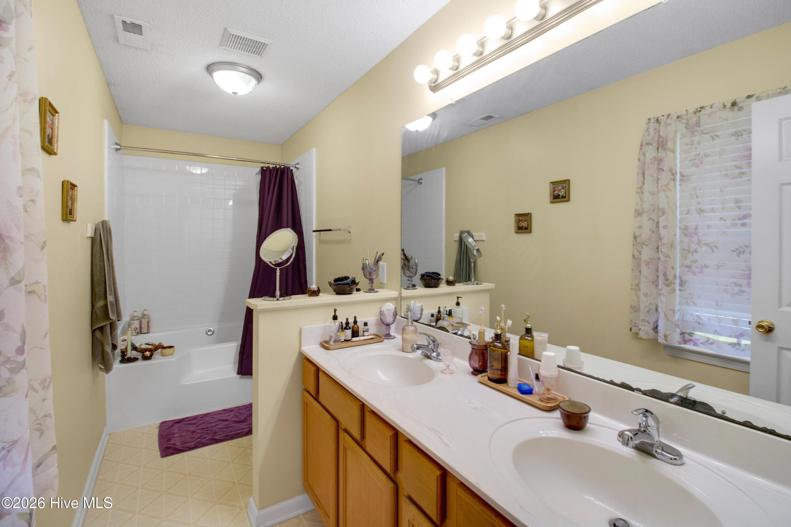 Single Family Residence at 206 Reef Lane, Richlands, NC 28574, photo 29 of 33