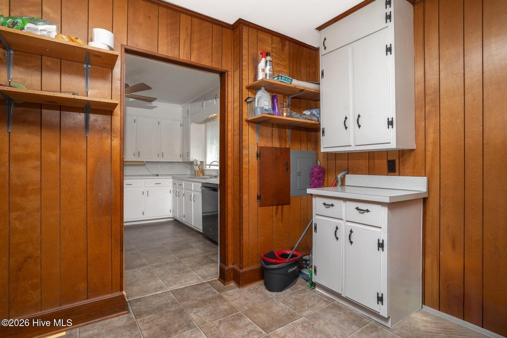 Laundry Room - 405 E Center Street, Nashville, NC 27856