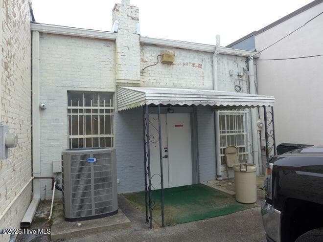 Commercial Sale at 127 S Queen Street, Kinston, NC 28501, photo 5 of 5