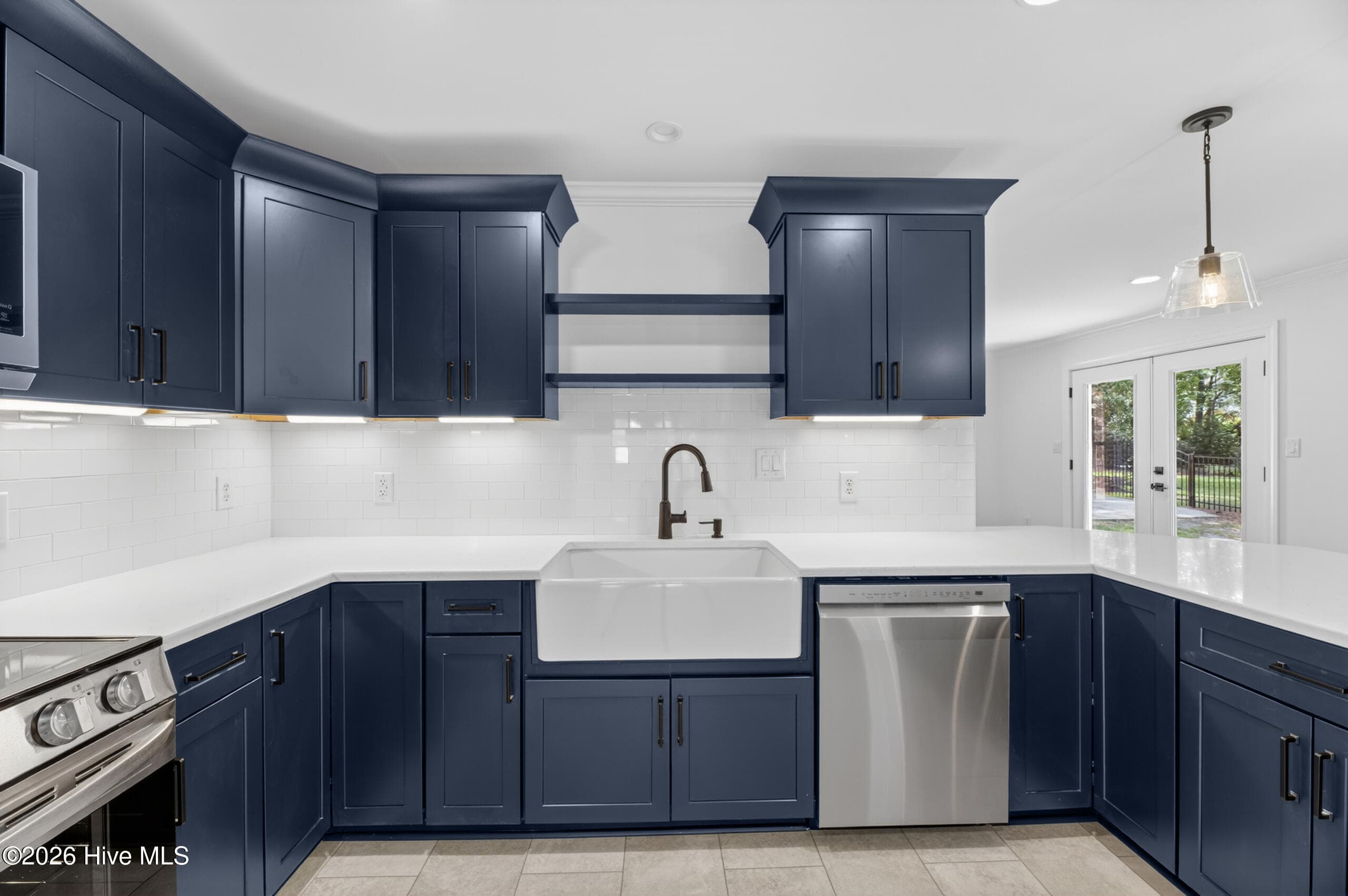 Single Family Residence at 208 Dupont Circle, Greenville, NC 27858, photo 11 of 53