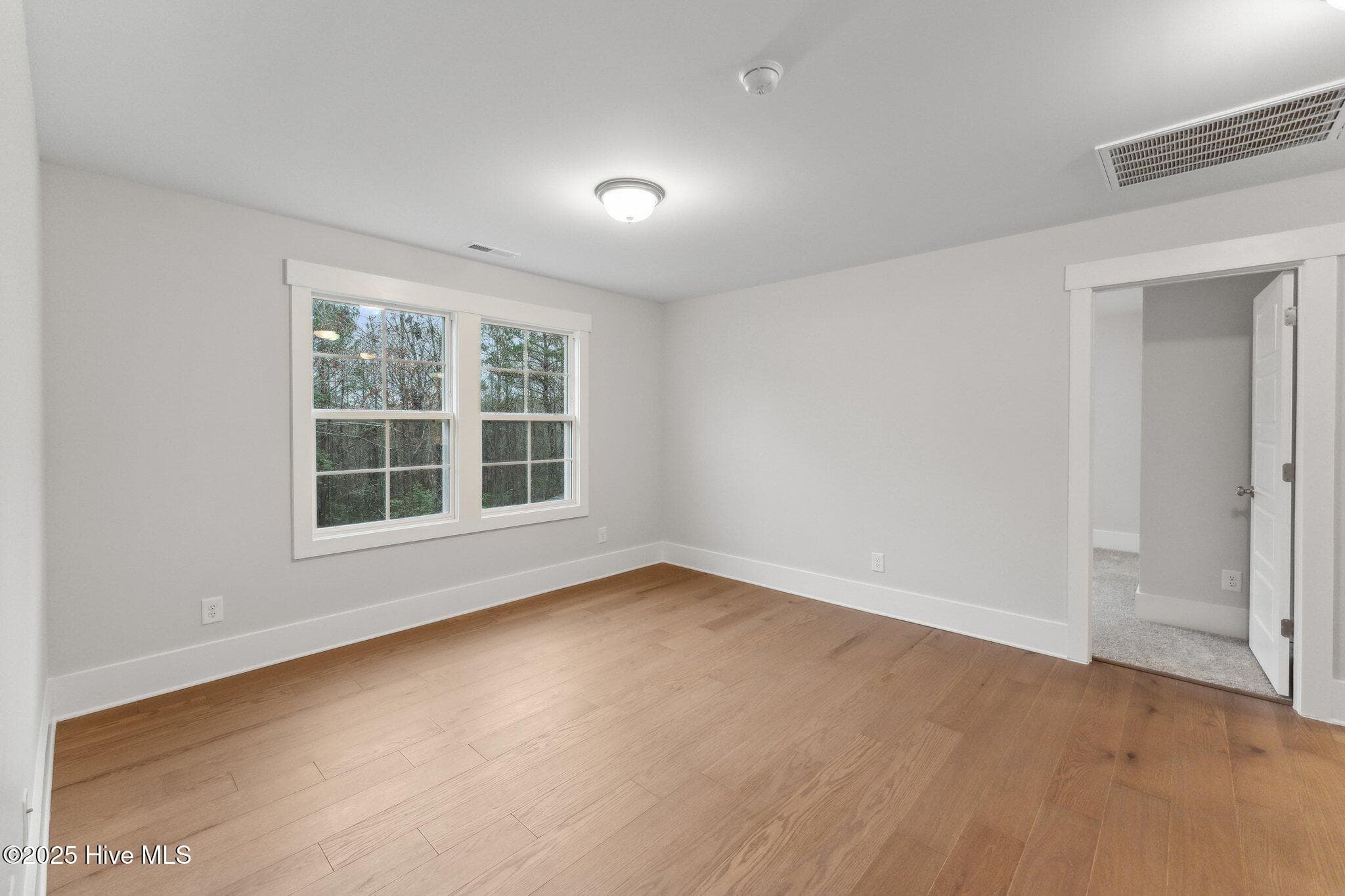 Single Family Residence at 1016 Doe Place, Wilmington, NC 28409, photo 18 of 36