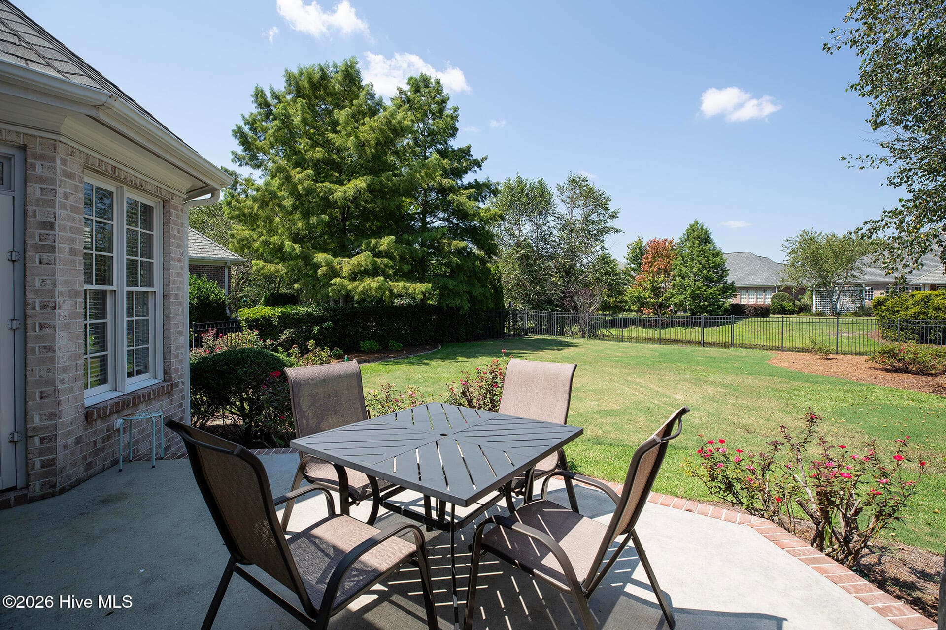 Single Family Residence at 2109 Bay Colony Lane, Wilmington, NC 28405, photo 8 of 55