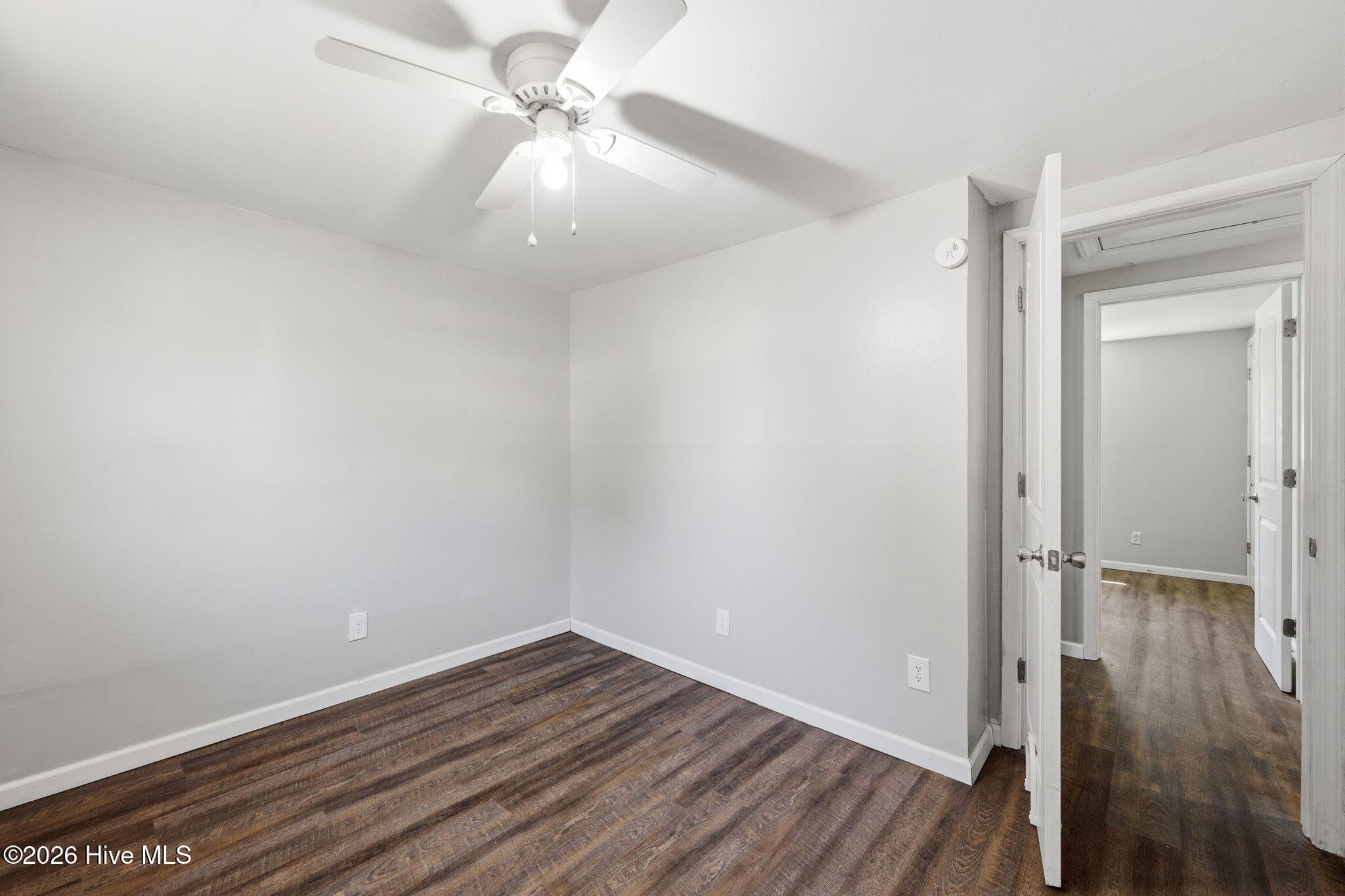 Single Family Residence at 518 Ruth Avenue, New Bern, NC 28560, photo 20 of 51