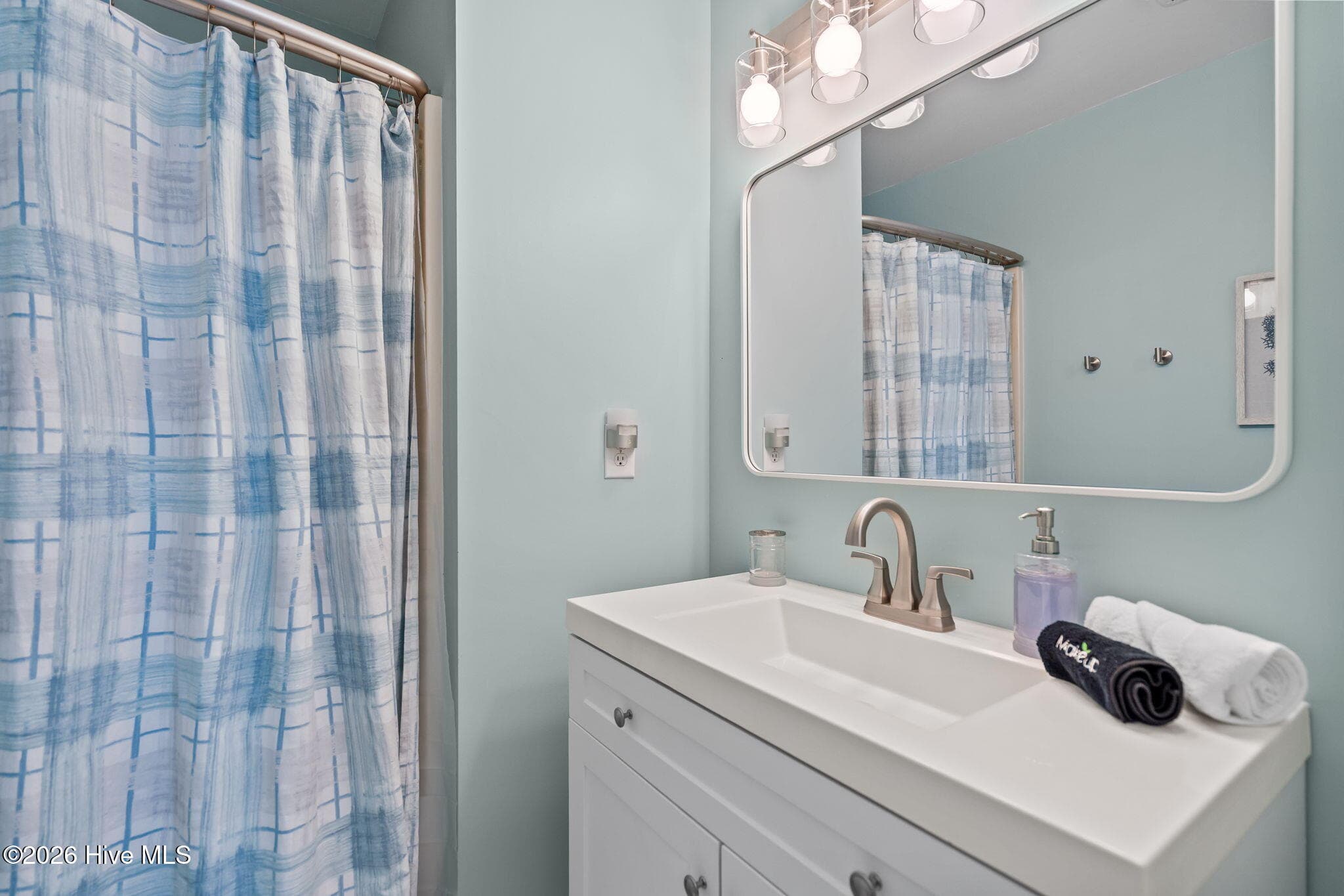 Condominium at 1412 Canal Drive Apt C, Carolina Beach, NC 28428, photo 24 of 41