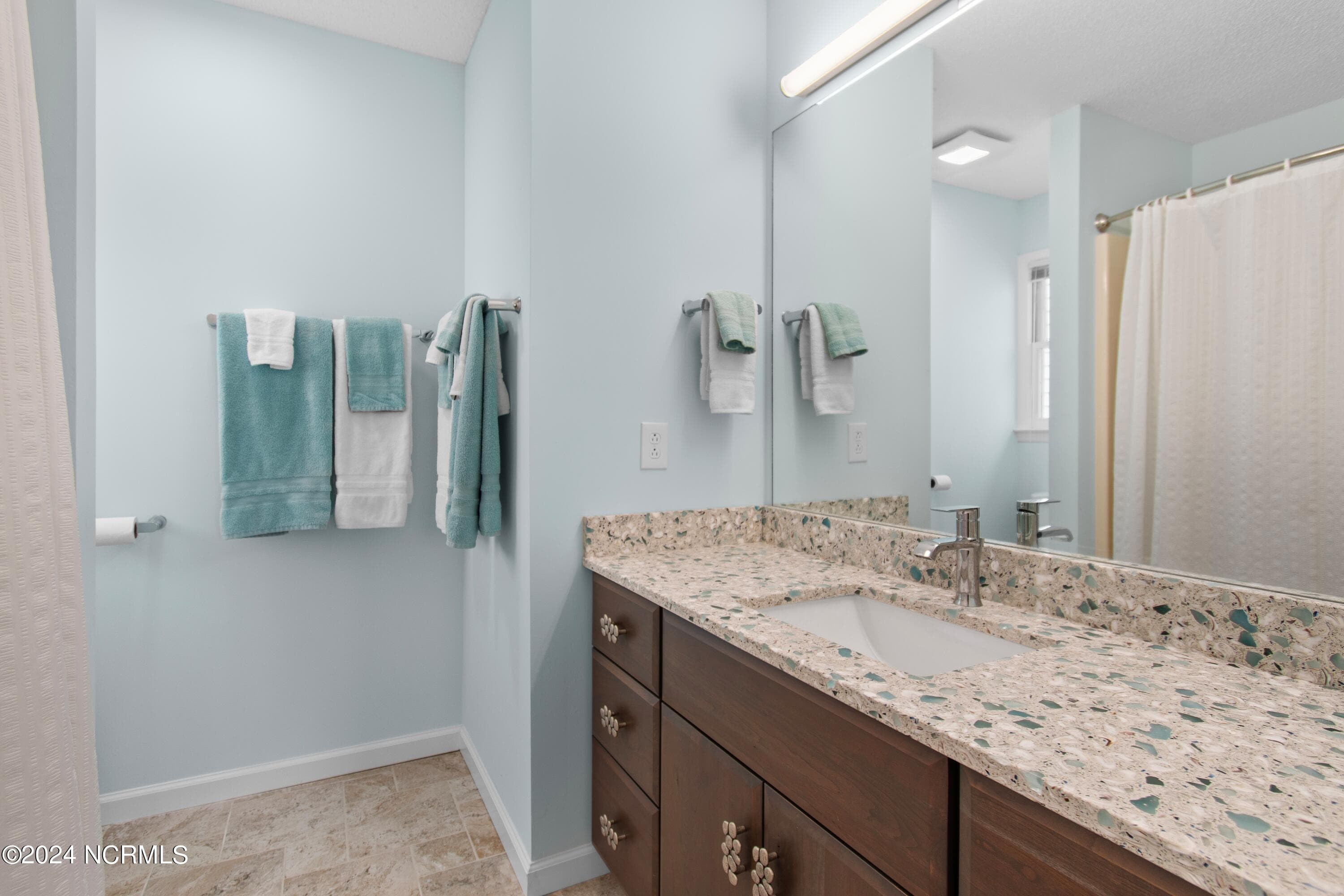 Single Family Residence at 272 Brunswick Avenue W, Holden Beach, NC 28462, photo 26 of 45