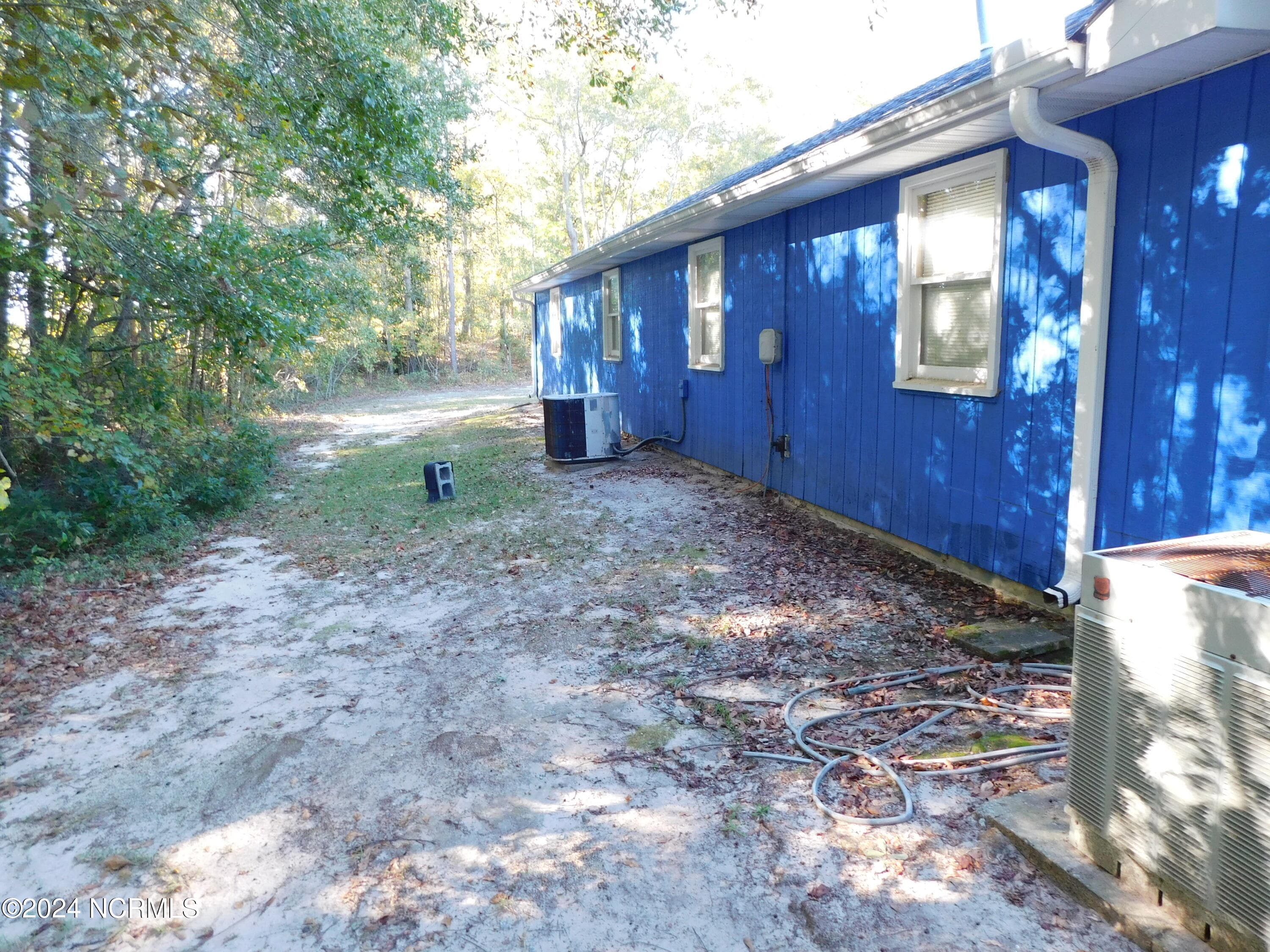 Improved at 11121 Turnpike Road, Laurinburg, NC 28352, photo 21 of 69