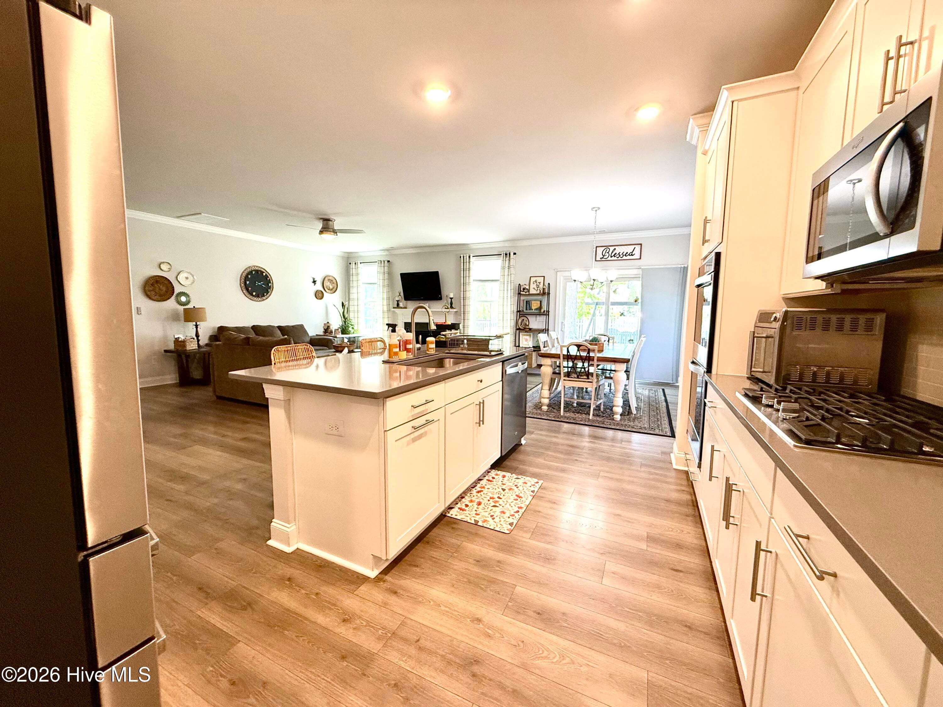 Open kitchen - 5010 Spring Green Pass, New Bern, NC 28562