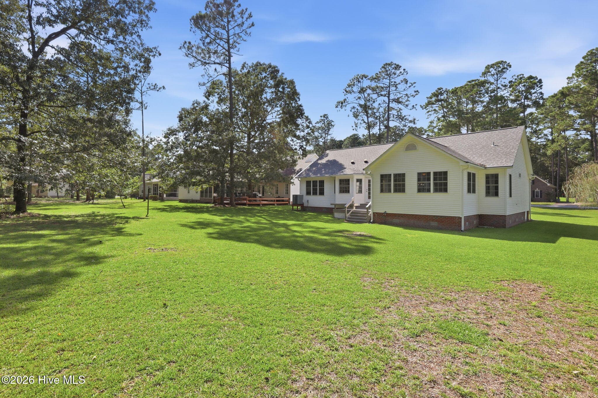 Single Family Residence at 2119 Royal Pines Drive, New Bern, NC 28560, photo 34 of 58